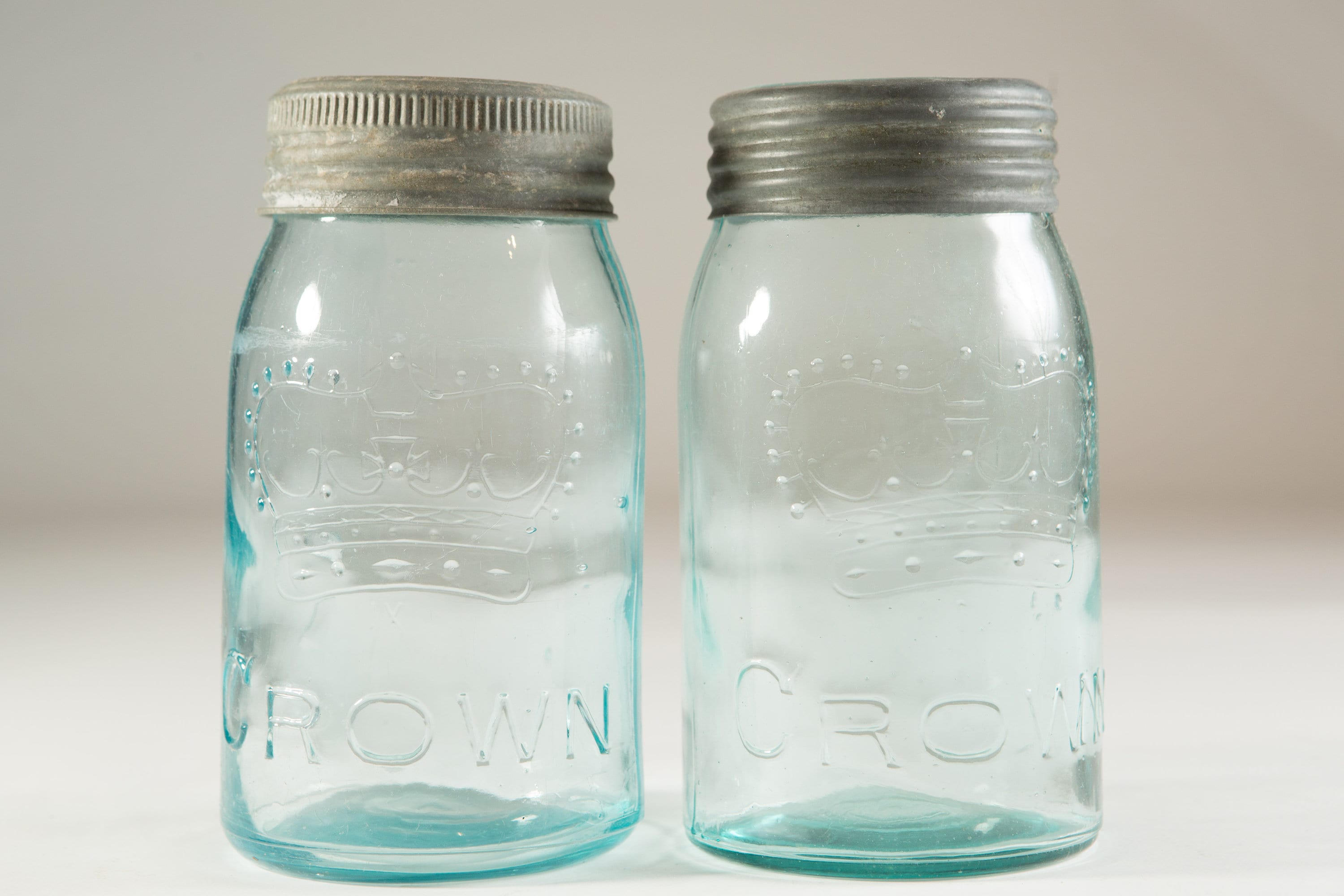4 Vintage Crown Canning Mason Jars with Blue Glass and Zinc Lid (Made