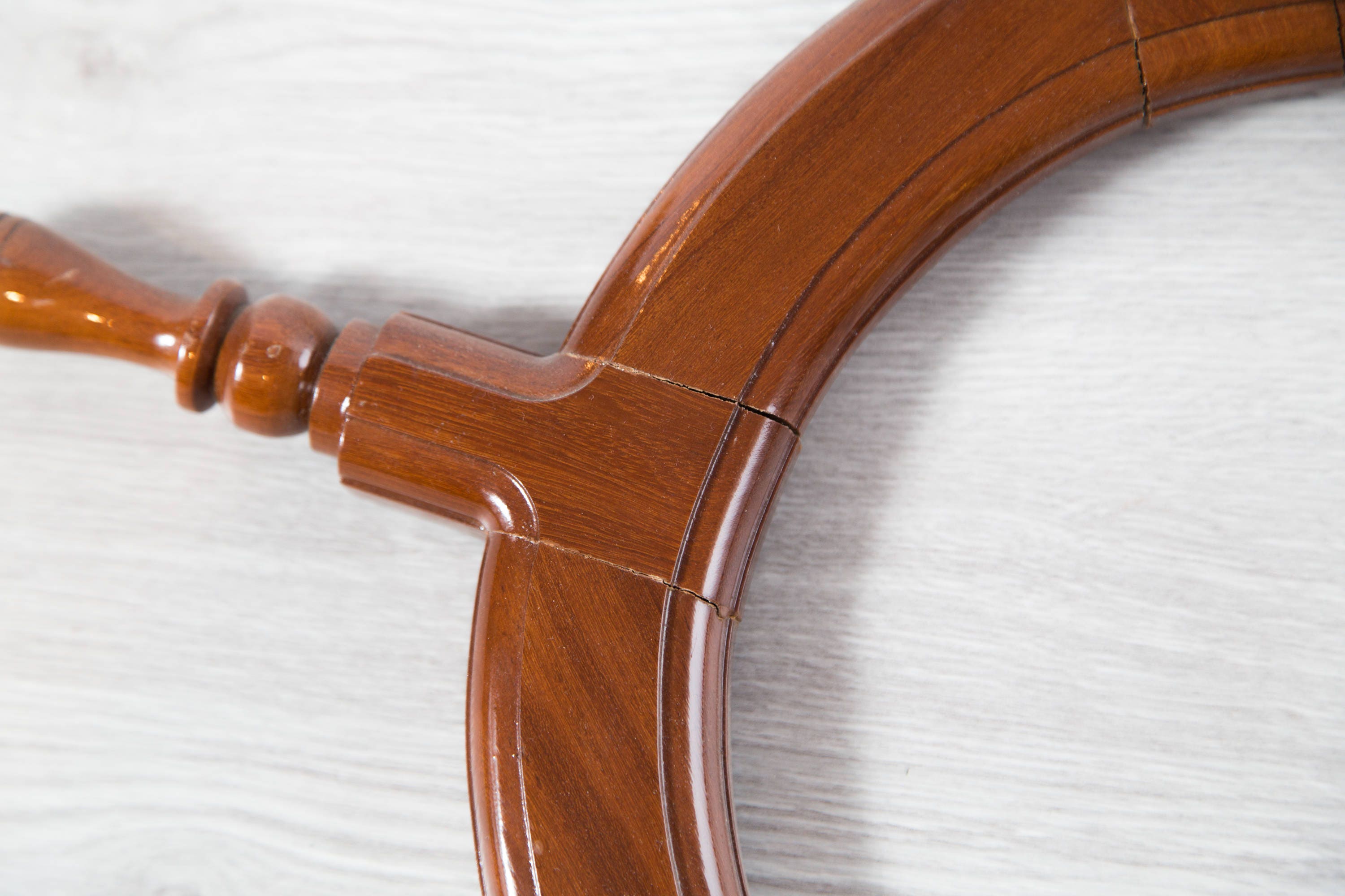 Ship Wheel Frame / Nautical Wood Steering Wheel Mirror or Photo Frame