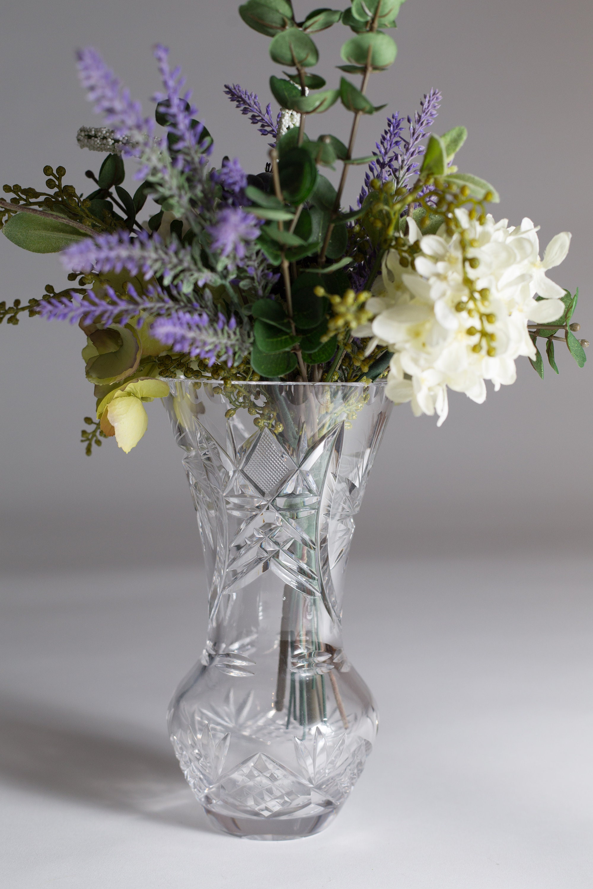 Rectangle Glass Vase With Flowers : Hydrangea Centerpiece In Glass Vase ...