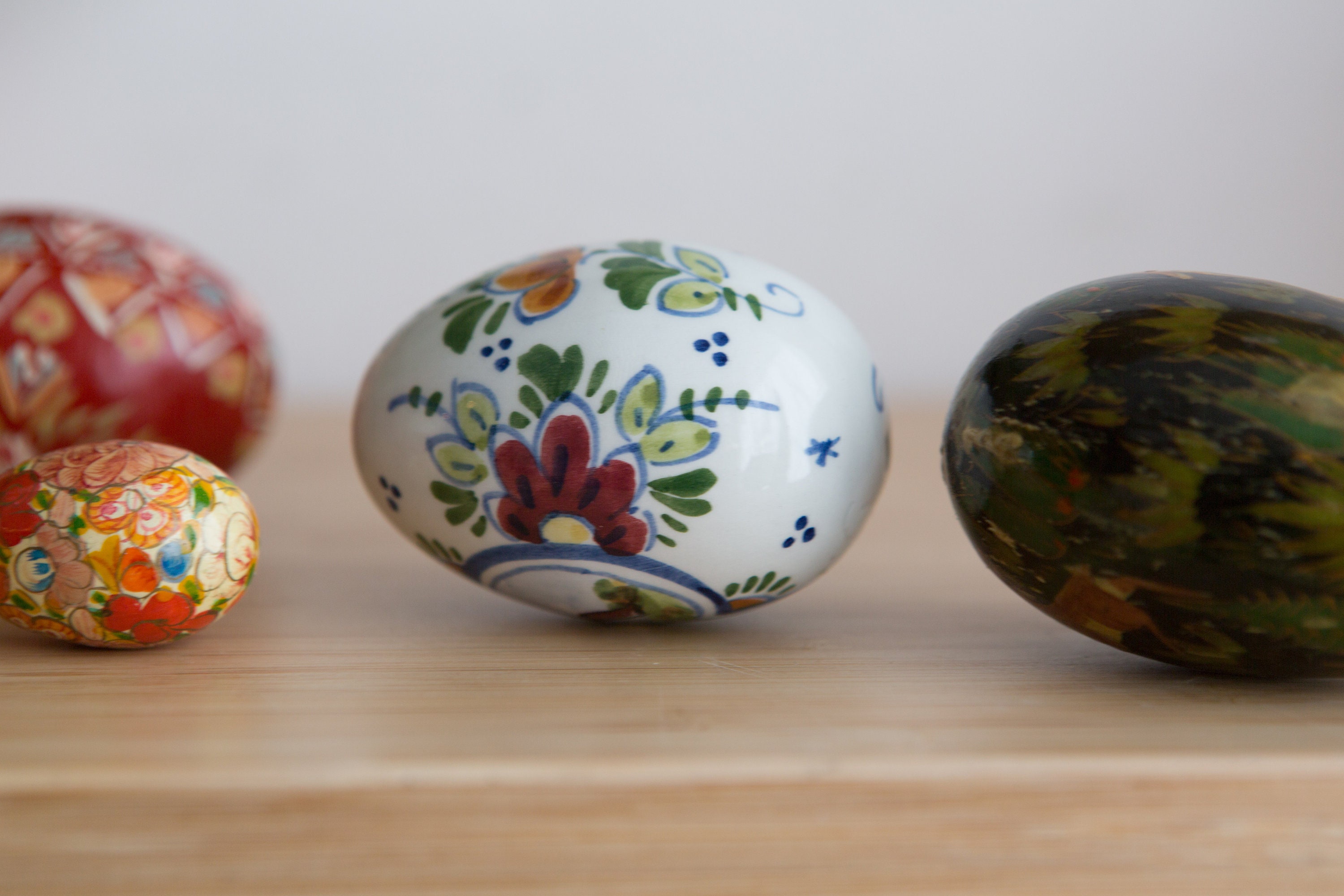 8 Wood and Ceramic Eggs Set of Vintage Decorative Hand Painted