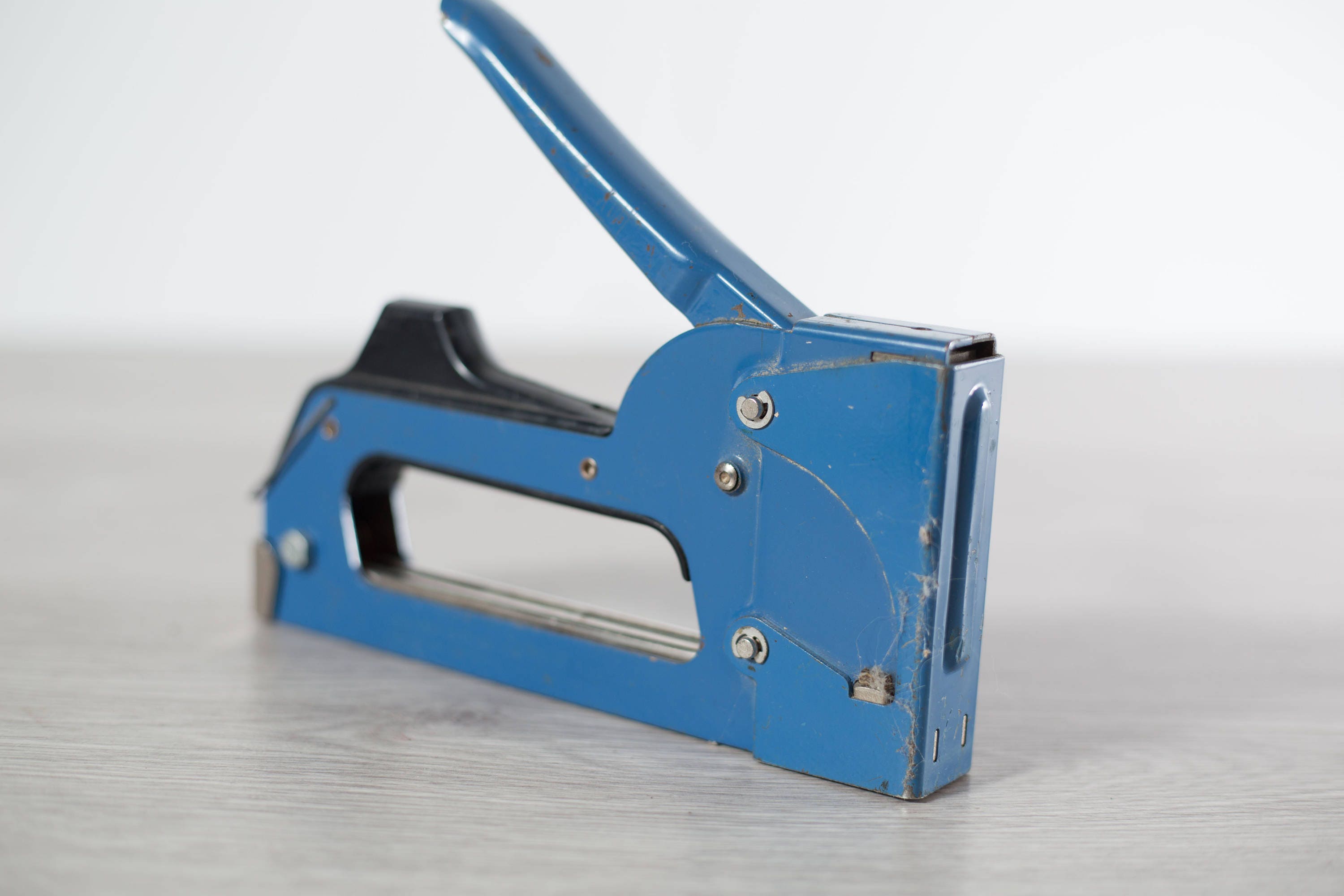 Vintage Heavy Duty Industrial Stapler / Blue retro Stapler / Vintage