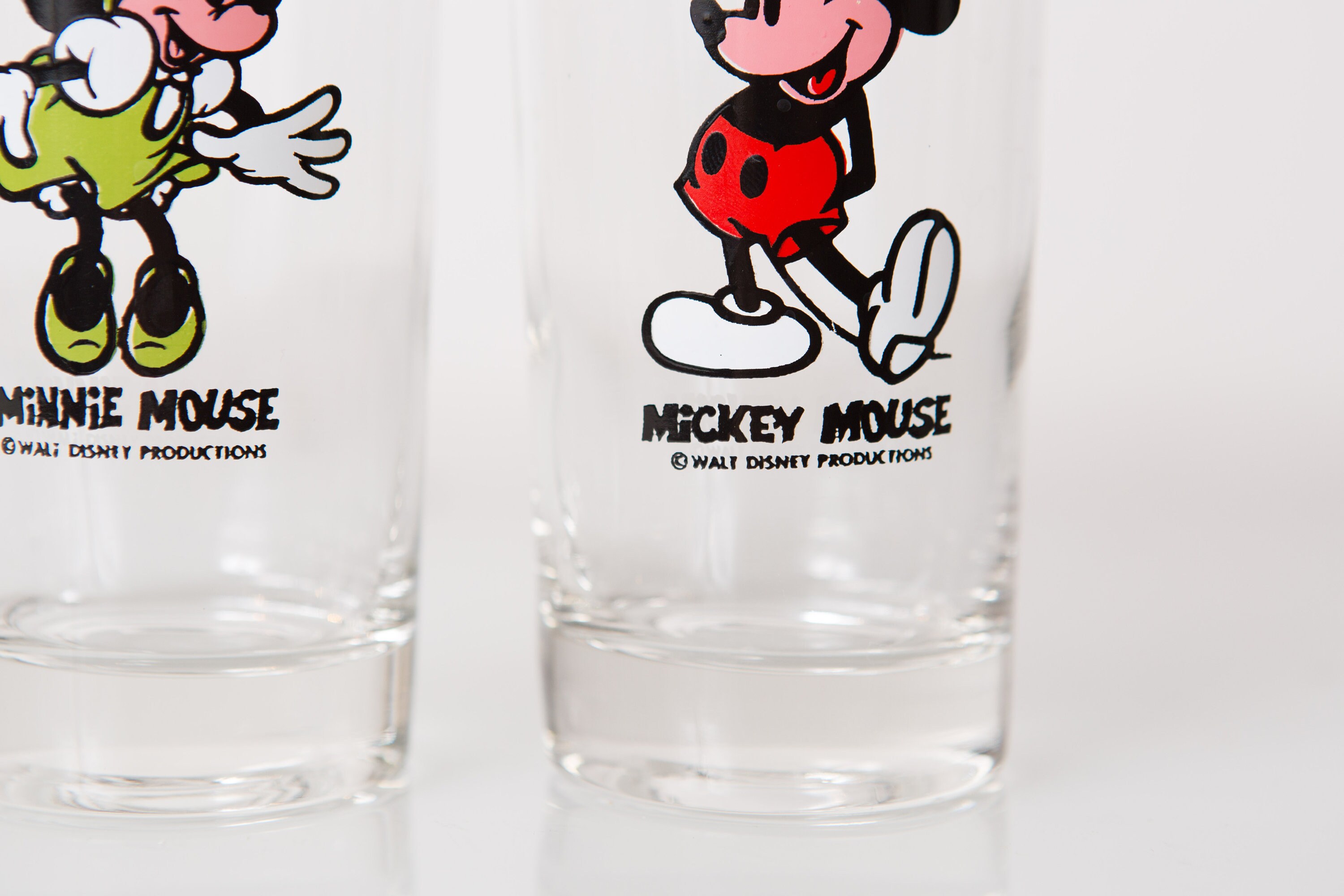 Mickey and Minnie Mouse Glasses 8oz Vintage Disney Collectible