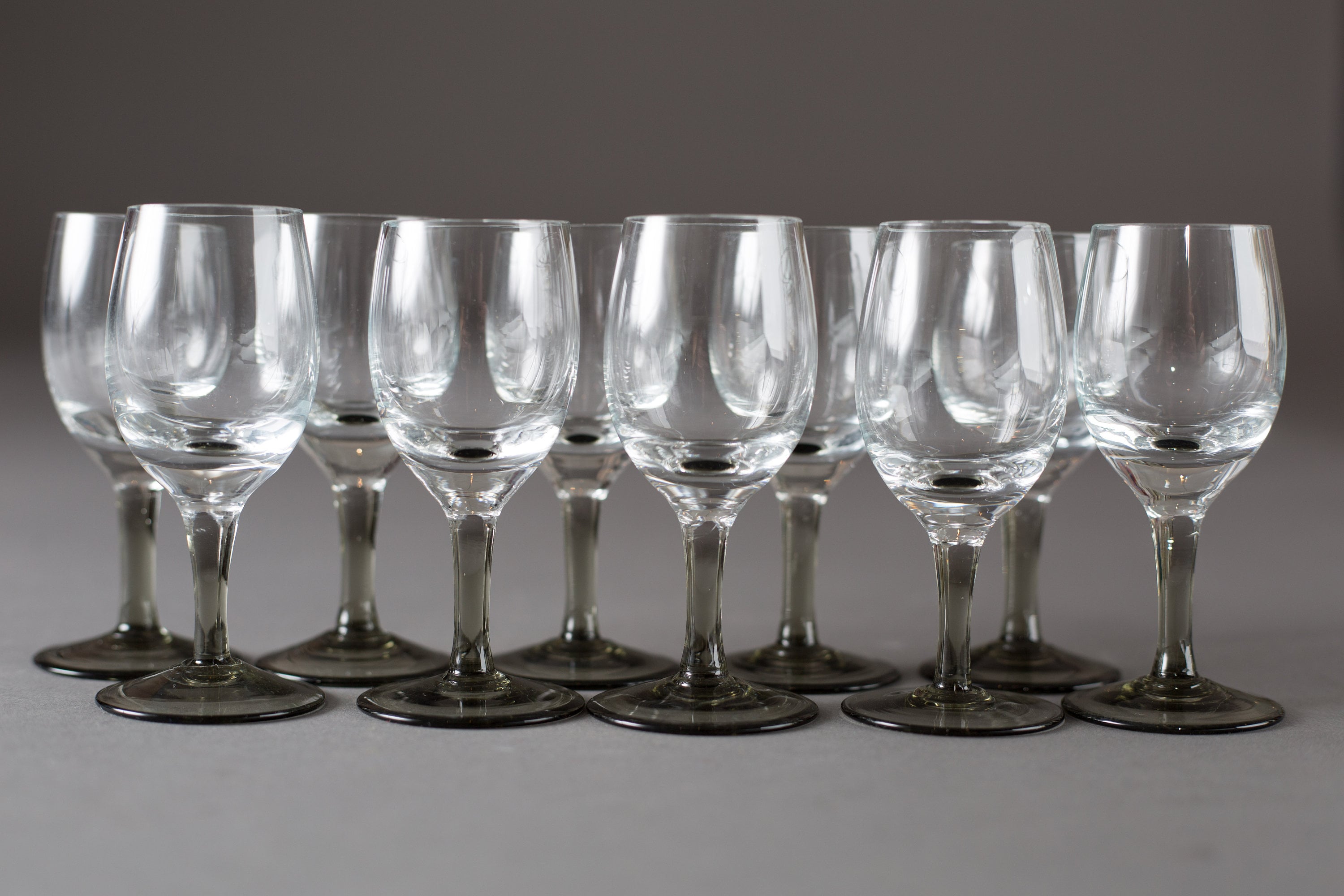 vintage abricotine cocktail glasses vintage abricotine cocktail glasses