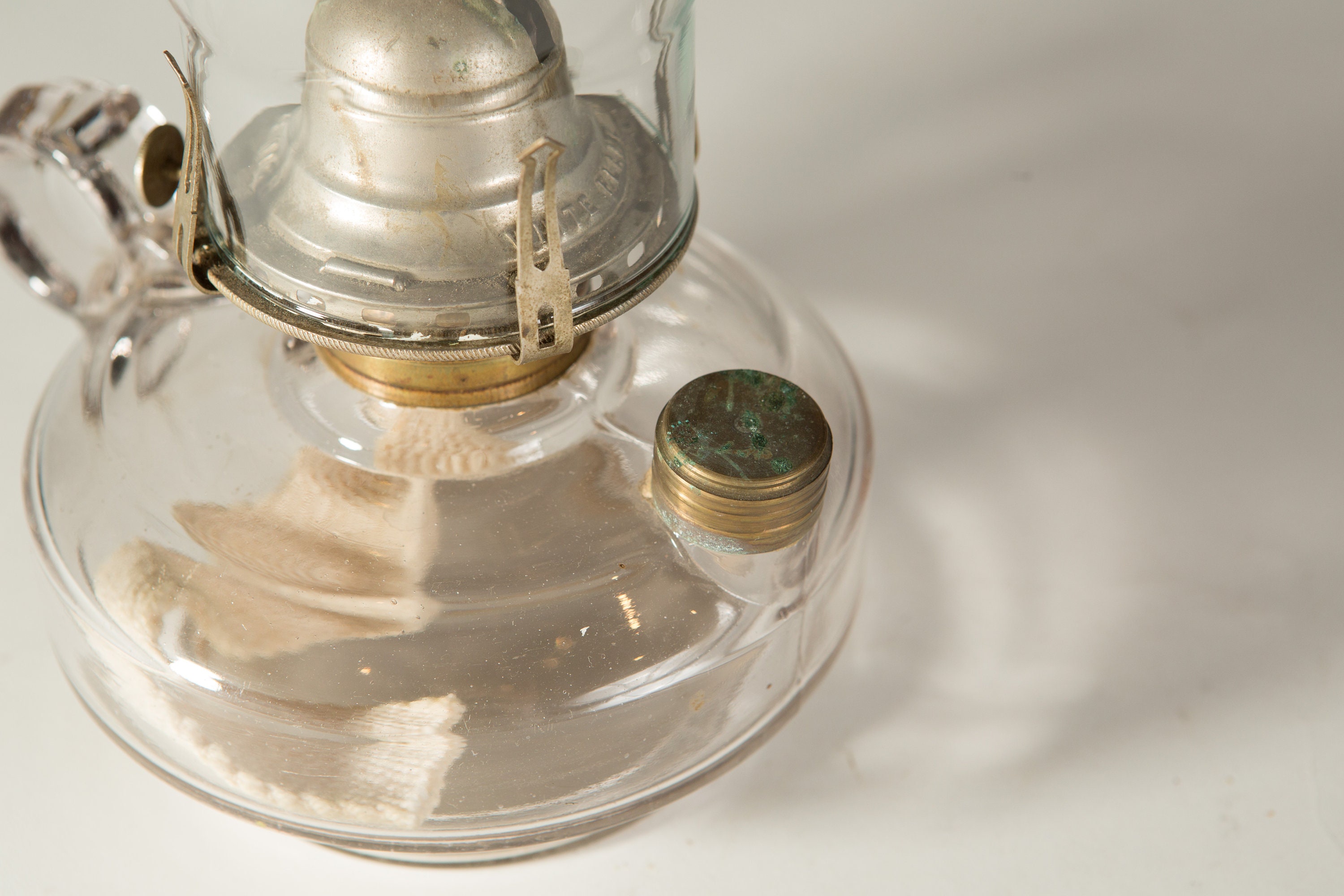 Chimney Oil Lamp Vintage Glass Lantern with Wick Retro Lighting