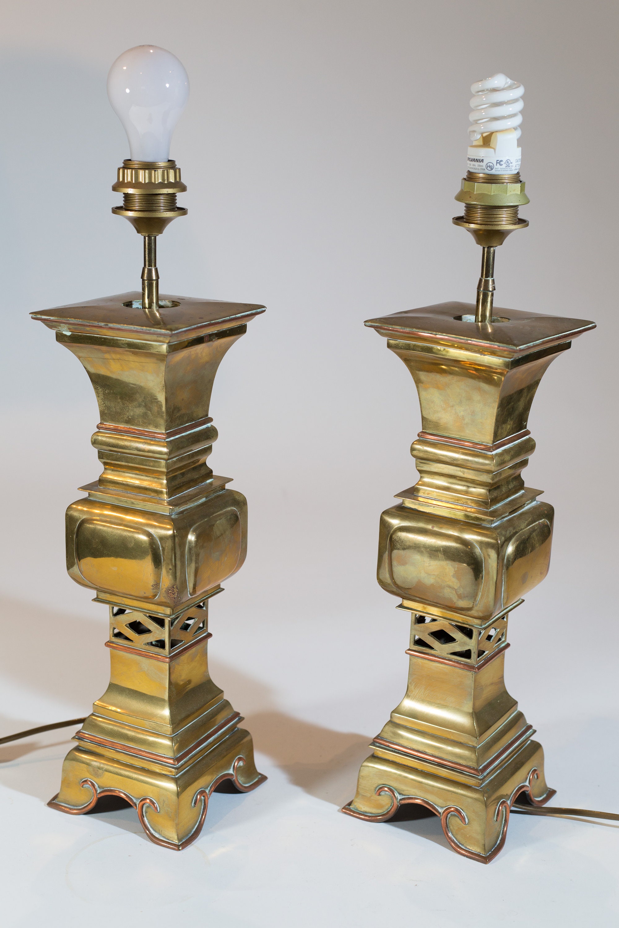 Brass Table Lamps / Vintage Mid Century Modern Asian Style Hollywood
