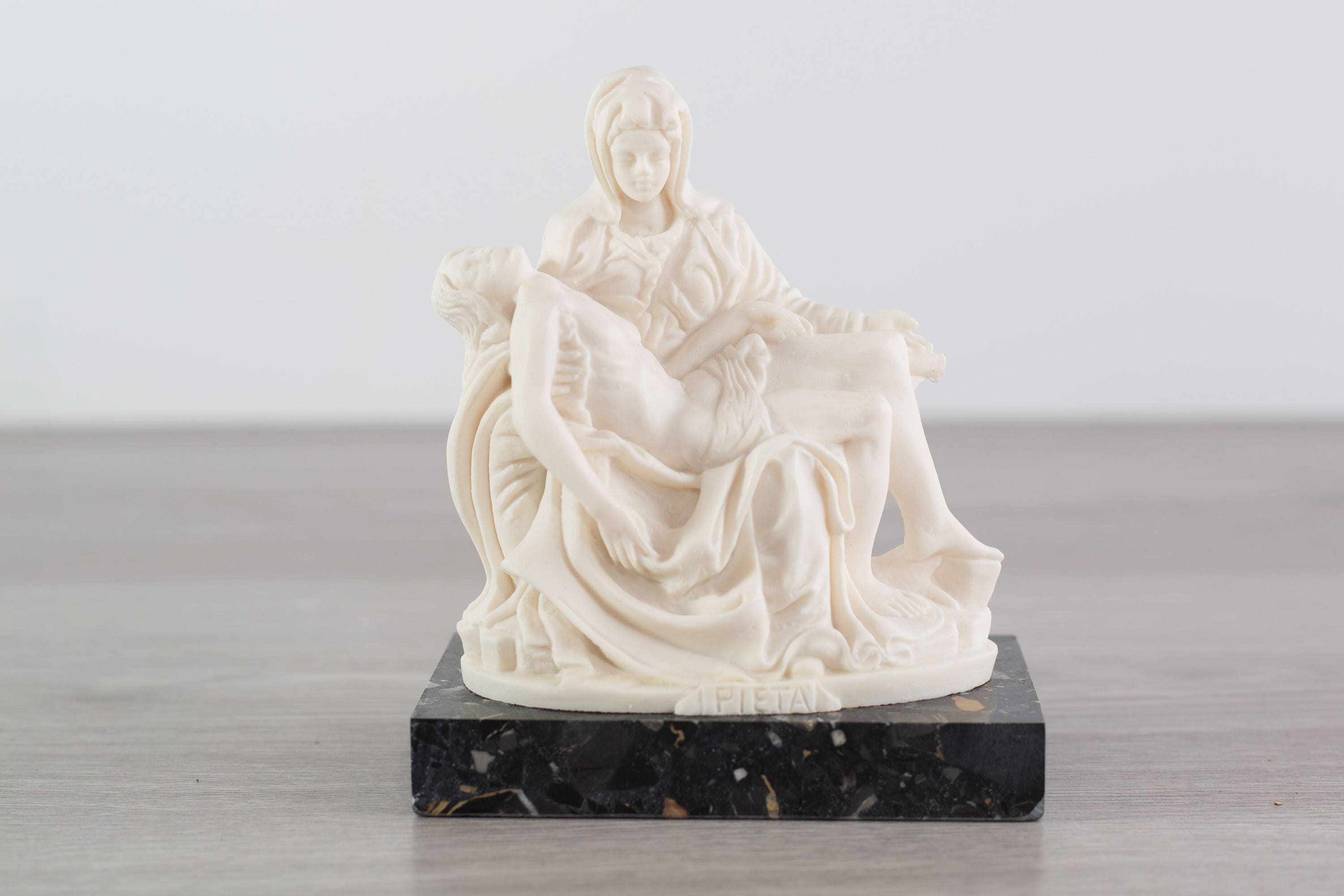 Jesus and Mary Alabaster Statue / Italian Alabaster Religious Carving