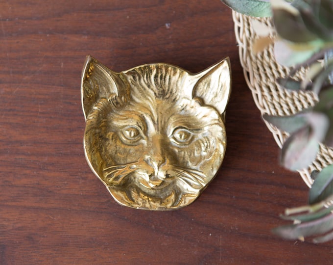 Cat Jewelry Dish - Vintage Solid Brass Metal Cat Plate - Kitty Cat Lover Gift - Gift for Mom - Baby Shower Gift - Ring Dish -Jewelry Storage