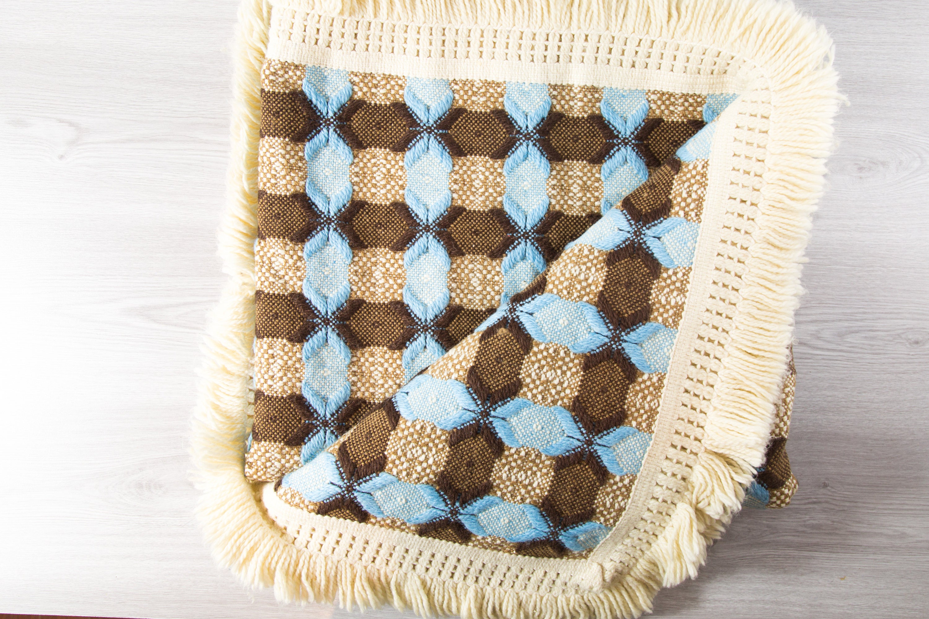 Vintage Woven Blanket / Large Quilted StyleGeometric Diamond Blue and