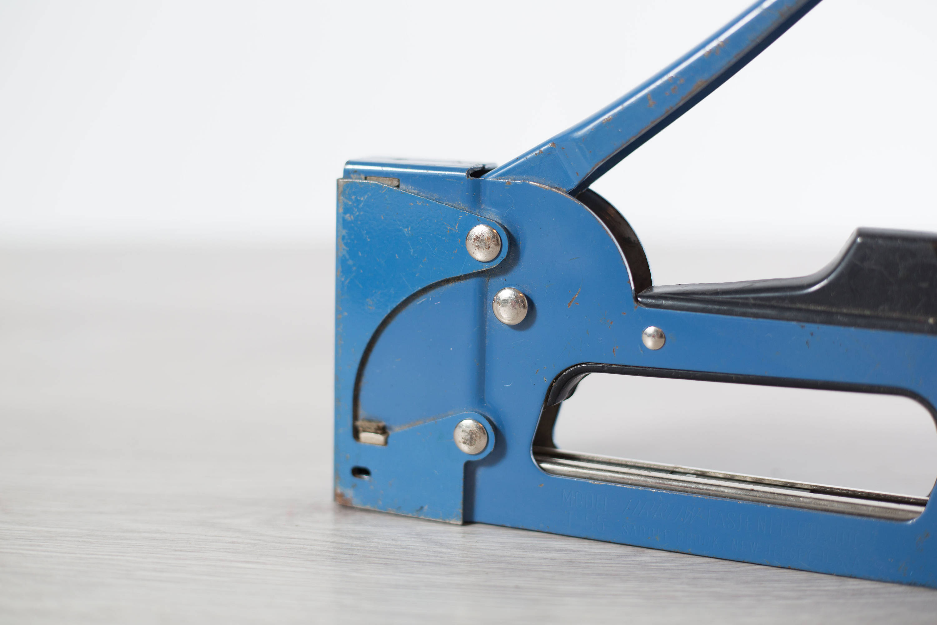Vintage Heavy Duty Industrial Stapler / Blue retro Stapler / Vintage