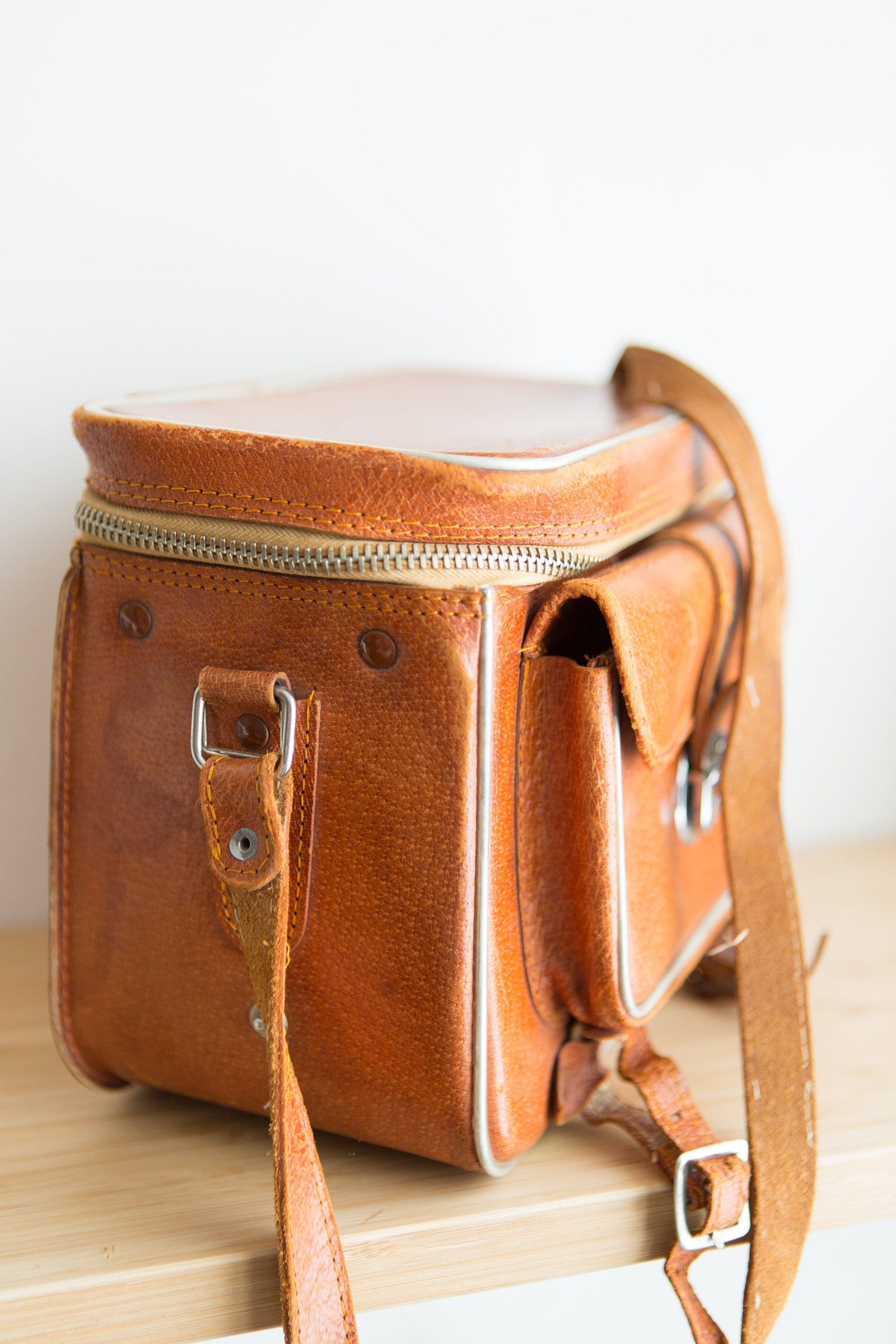 Vintage Leather Camera Bag Tan Brown DSLR Carrying Case with Brass