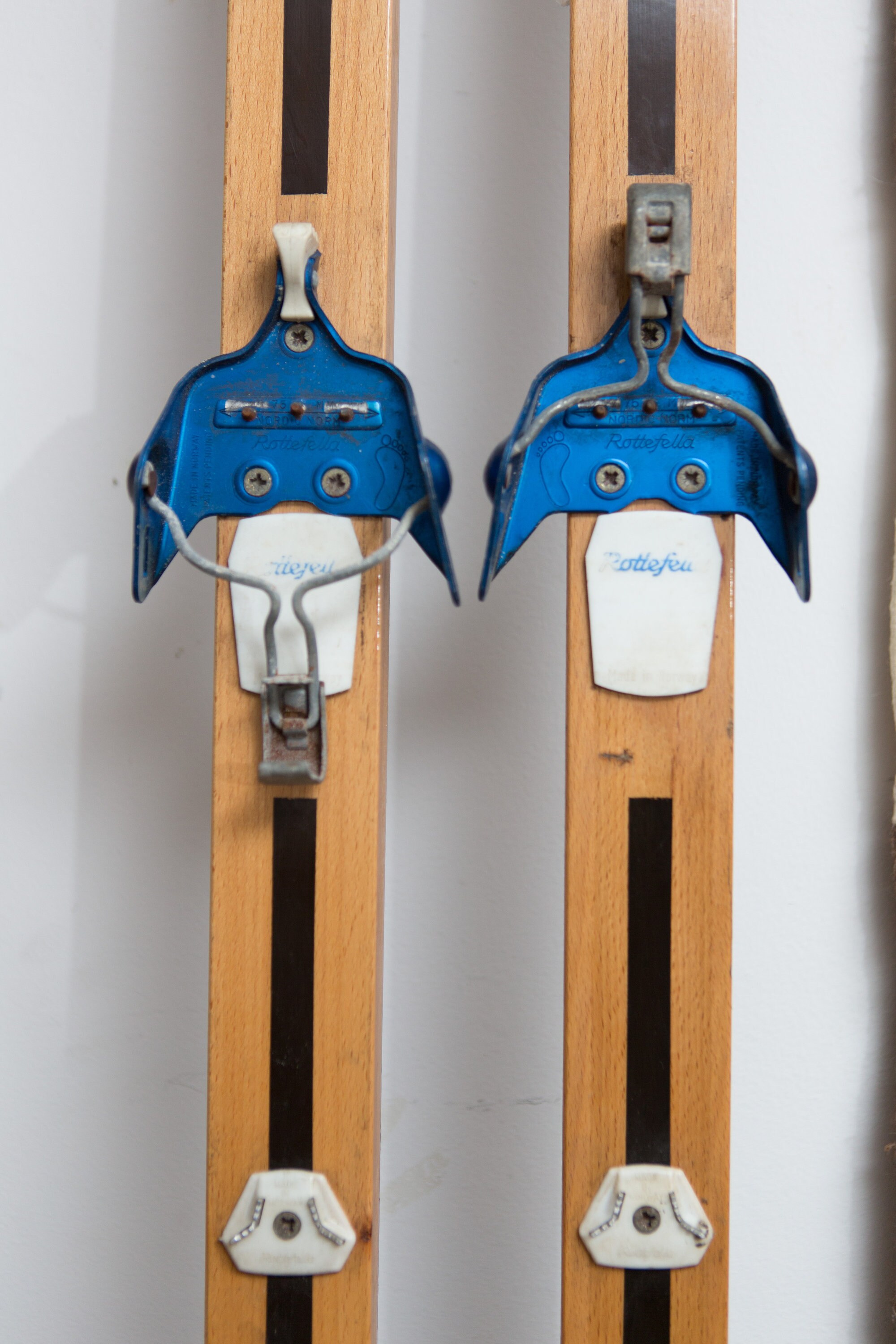 Vintage Wooden Skis Norweigan Splitkein Touring Great Outdoors Snow