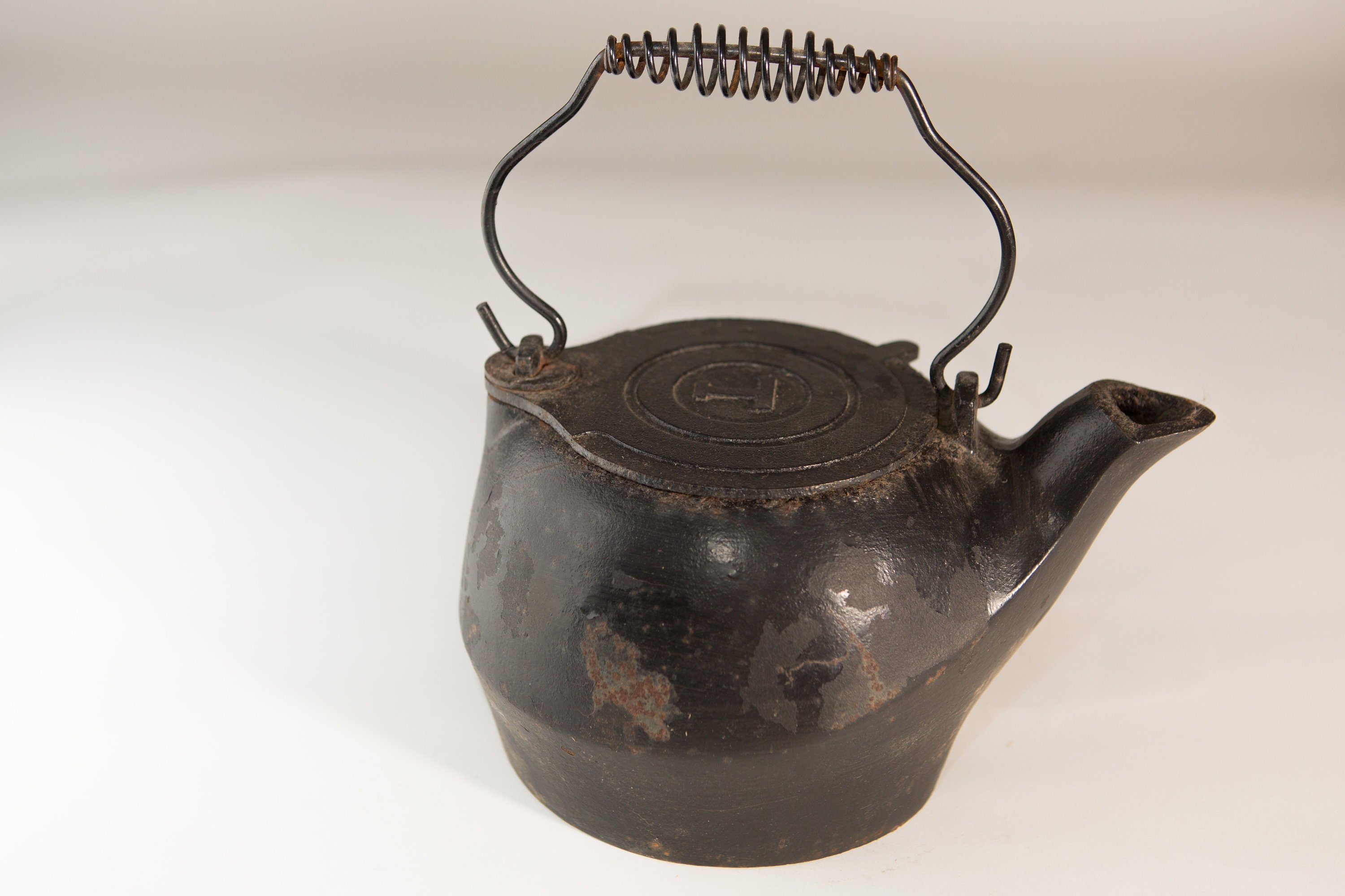 Antique Cast Iron Kettle Black Coloured Heavy Metal Teapot with Coil