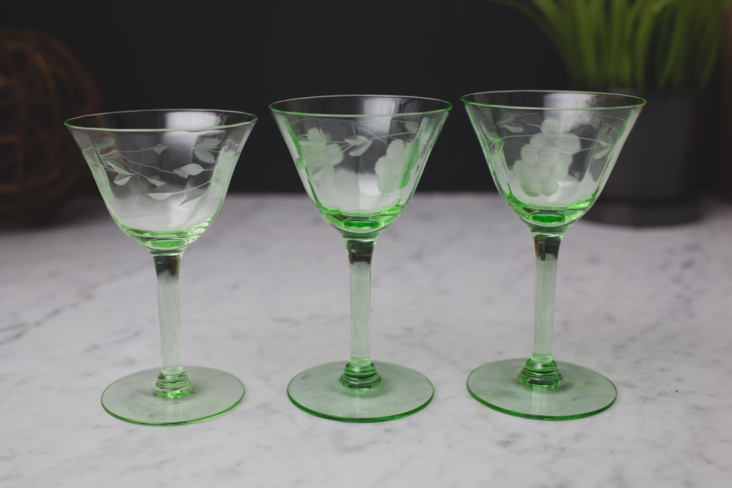 Vaseline Apéritif Glasses 3 Antique Uranium Small Depression Glass Collectible Serving