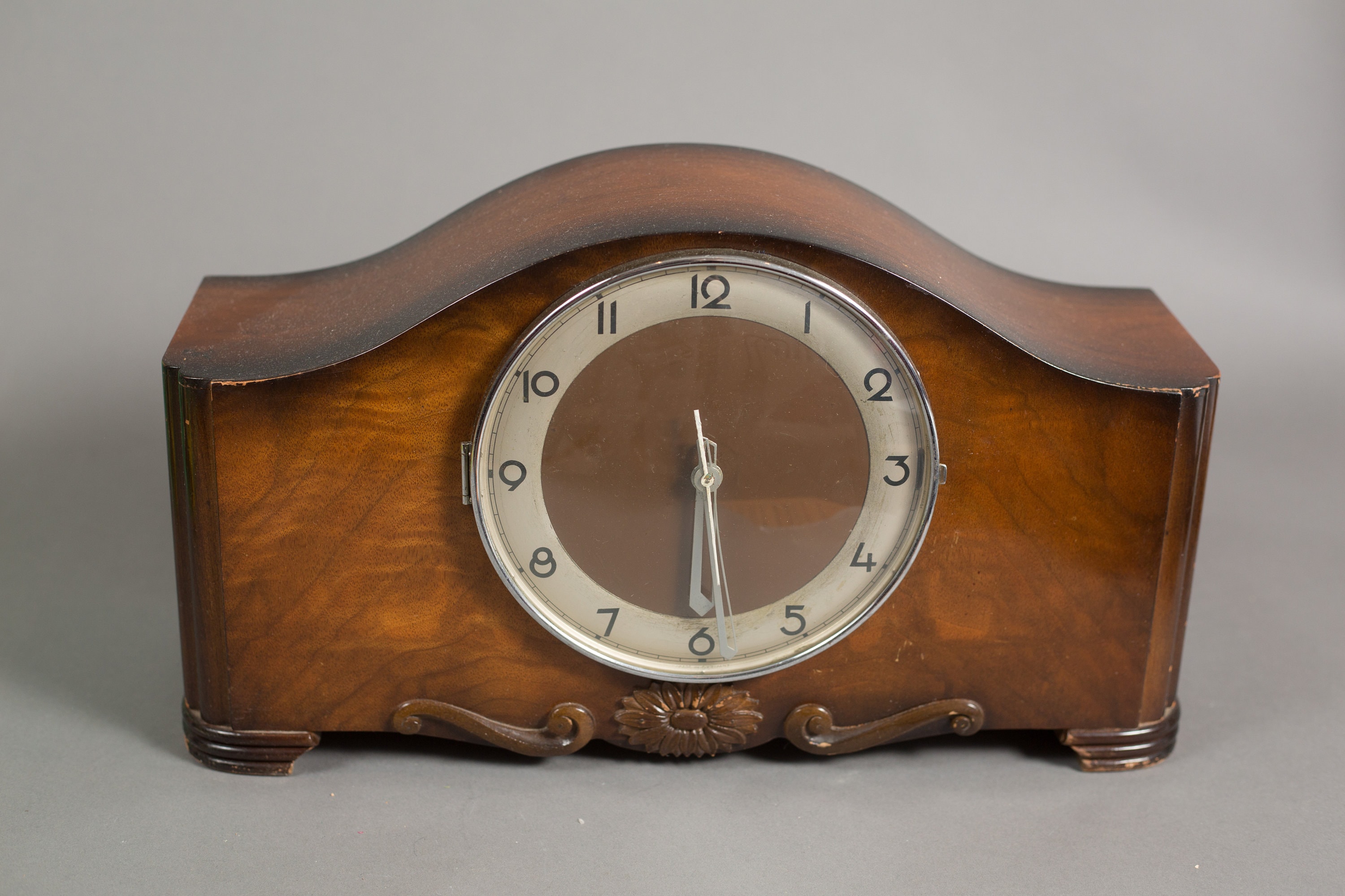 Vintage Electric Clock Antique Wood Mangle Clock