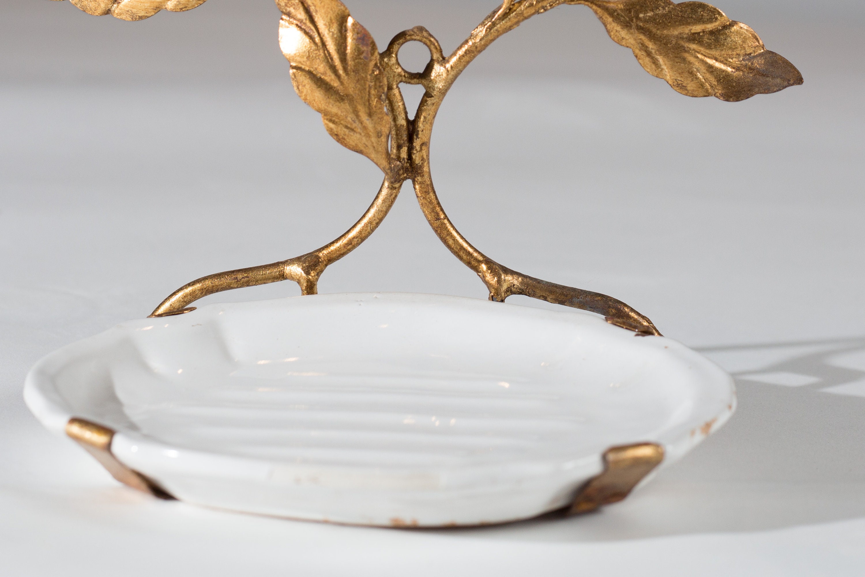 Ceramic Soap Dish with Gold Leaf Flowers Vintage Florentine Style