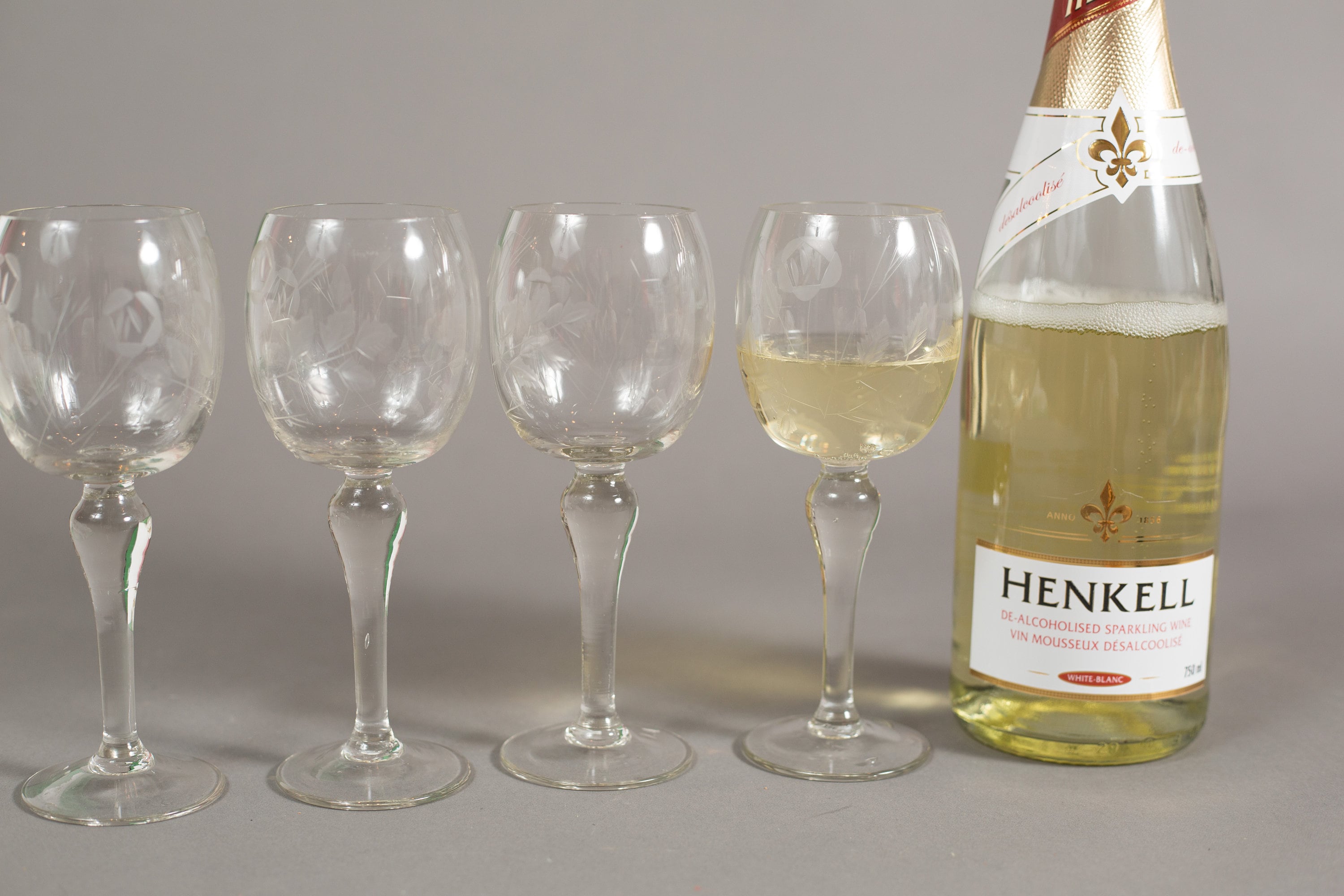 Vintage Wine Glasses Set of 4 Etched Cornflower Glasses Mid Century