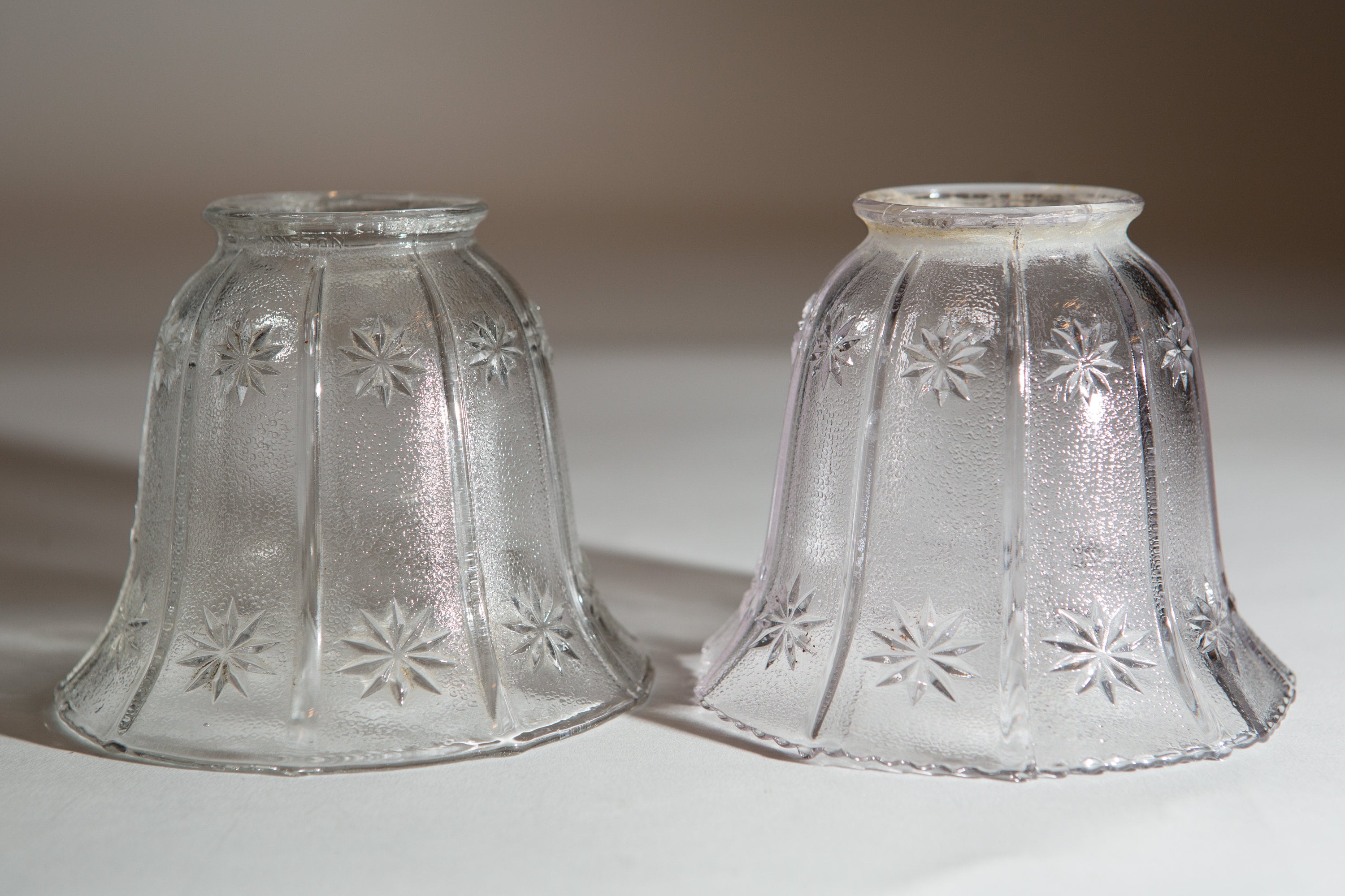 Vintage Starburst Glass Lamp Shades Translucent Pleated Glass Pendant