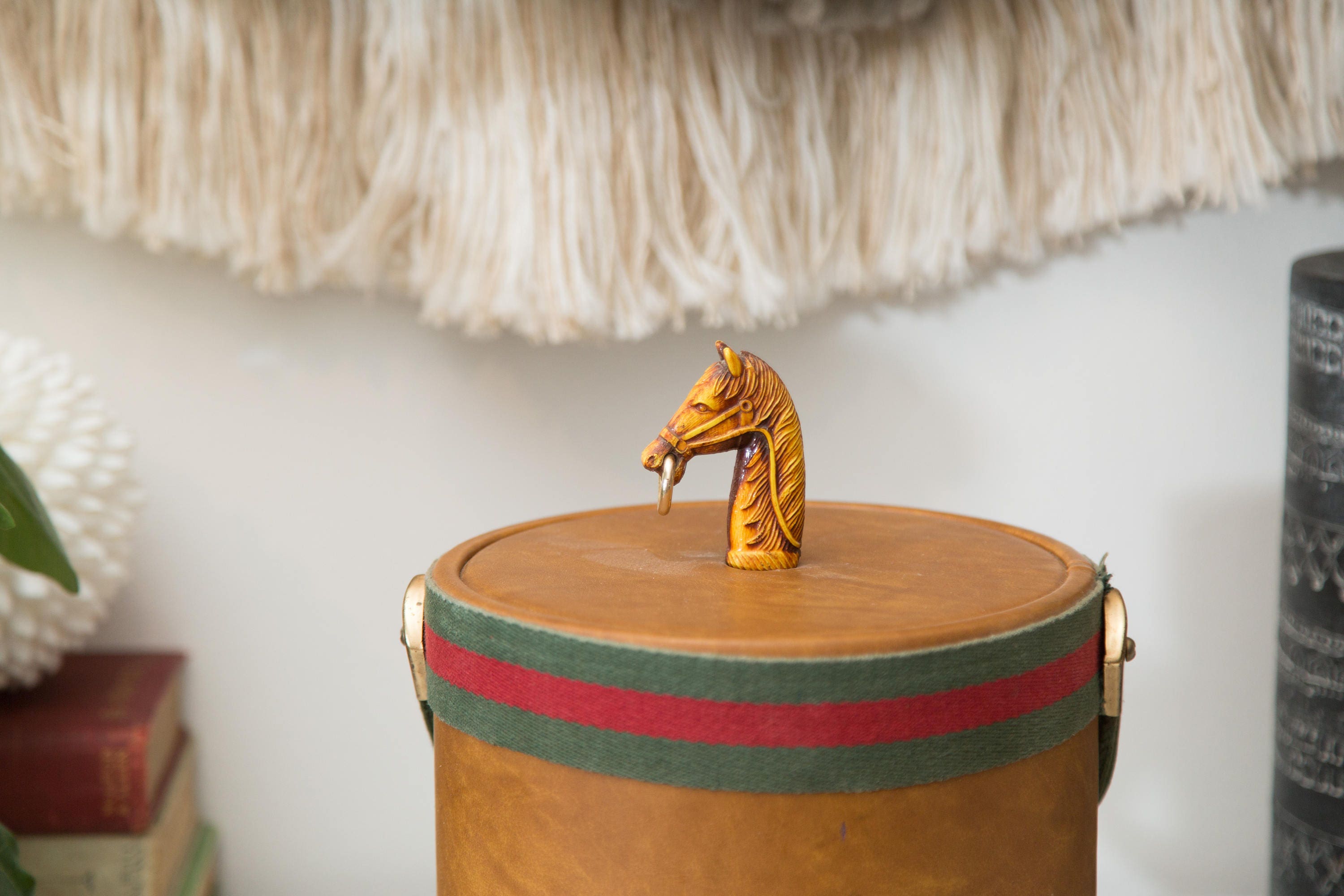 horse buckets horse buckets