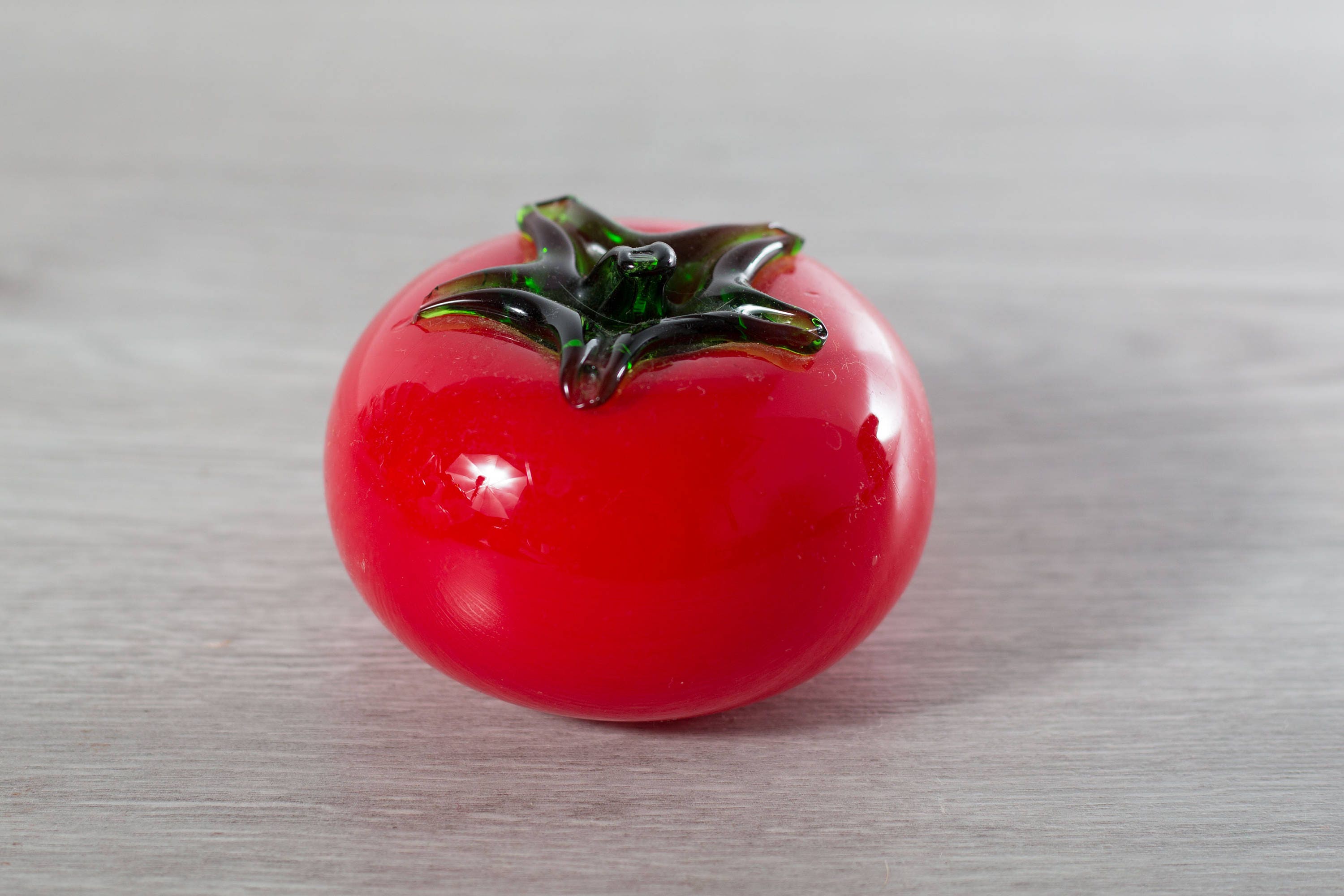 Vintage Glass Tomato / Retro Handblown Art Glass / Fruit and Vegetables