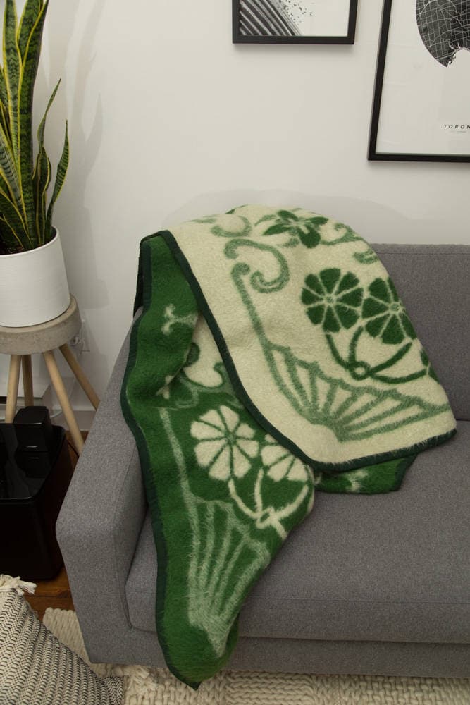 Green Wool Blanket Vintage Ornate Thick Wool Blend Throw / Cottage