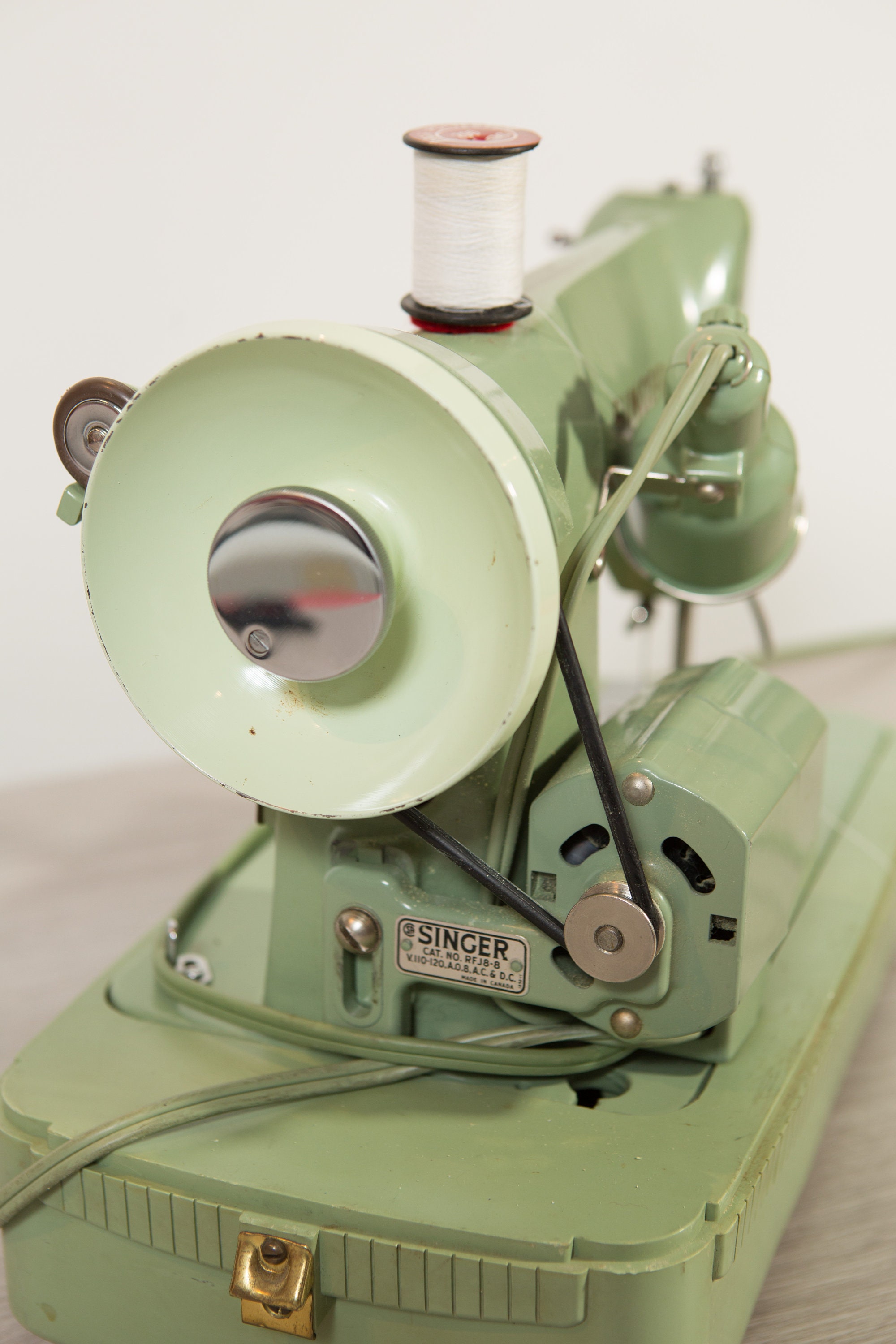 Singer Sewing Machine WORKING Green Coloured Industrial Antique