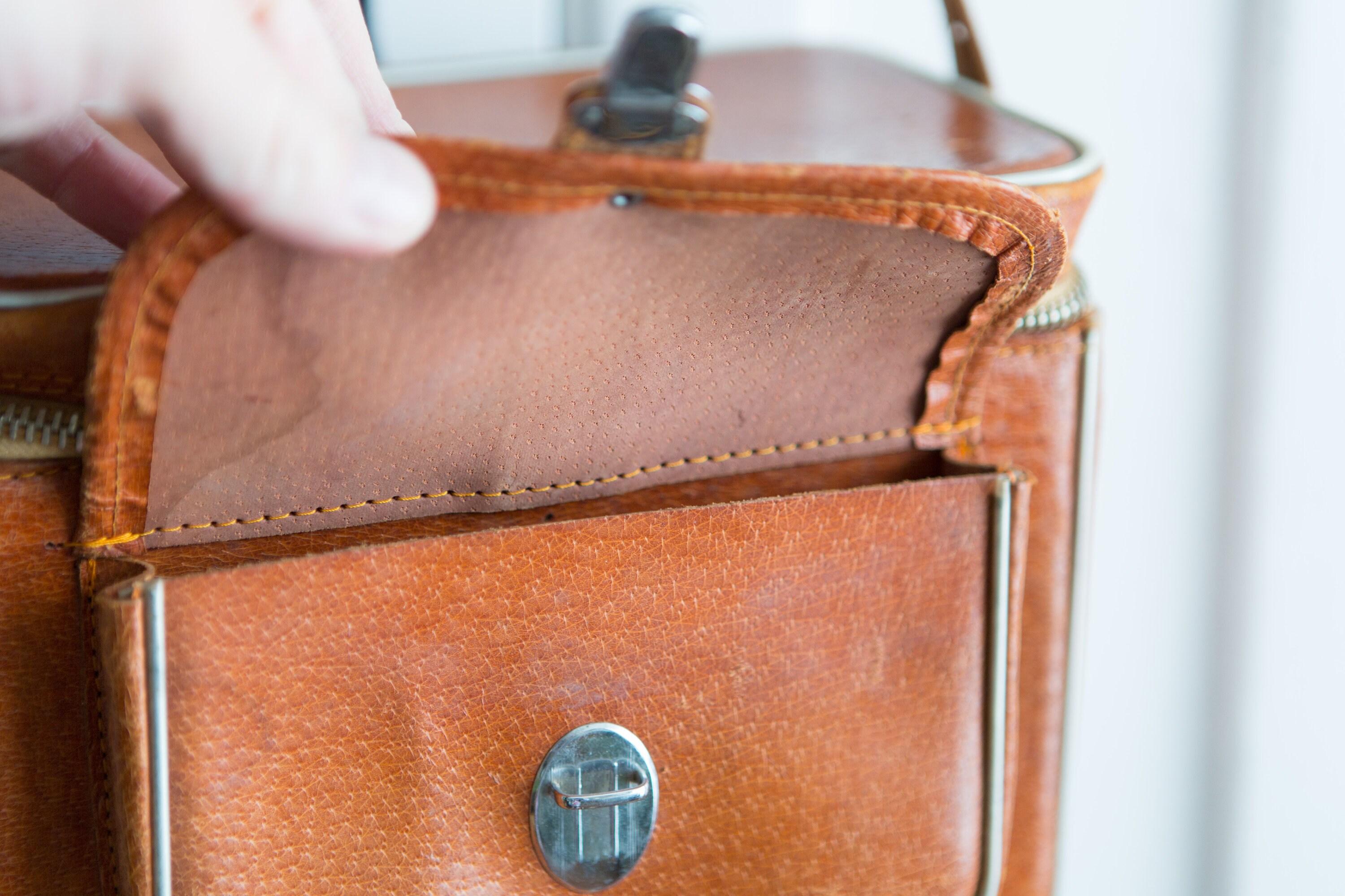 Vintage Leather Camera Bag Tan Brown DSLR Carrying Case with Brass