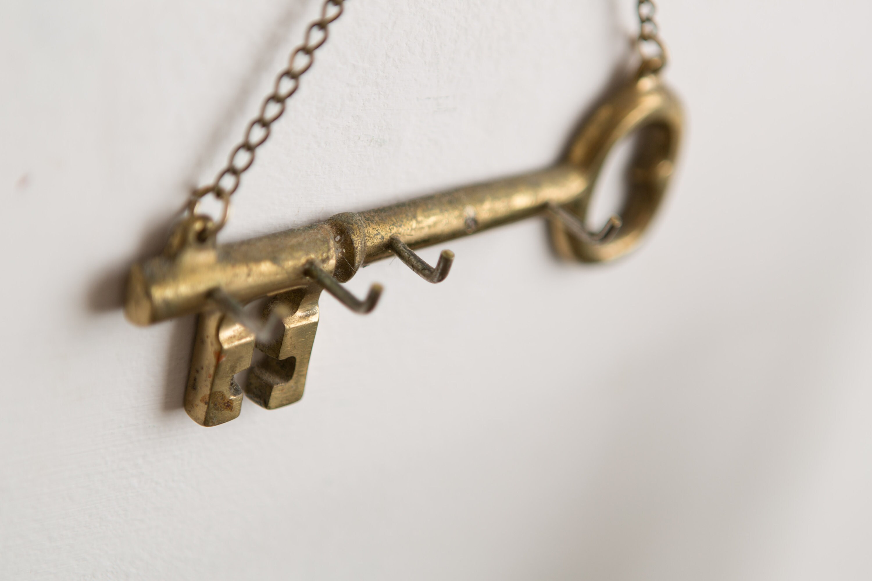 Brass Key Rack Vintage Necklace Holder with Hooks 4arm Gold