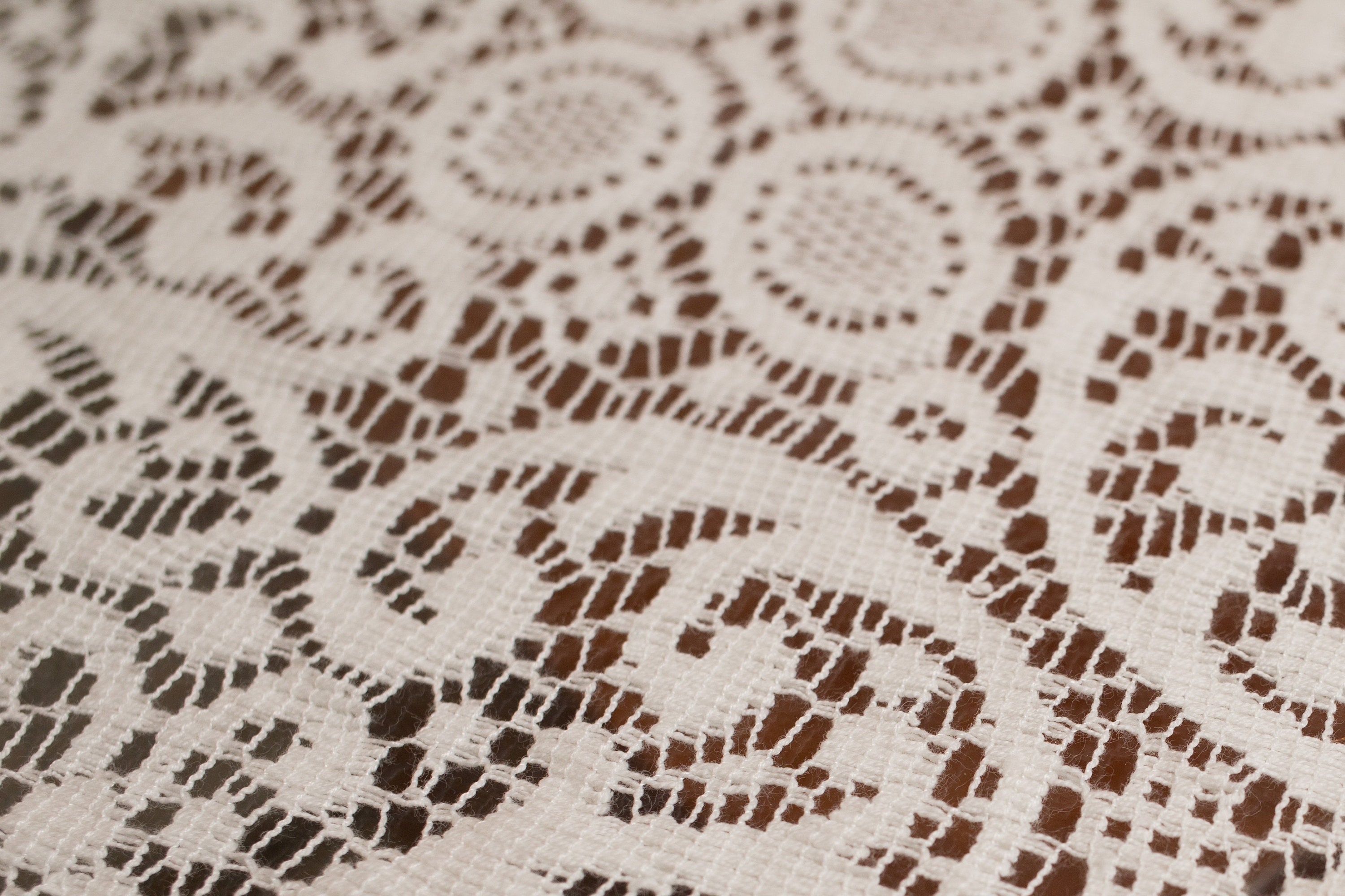 Vintage Scottish Tablecloth 1970's Thistle Lace Ornate Floral Mid Century Geometric Style