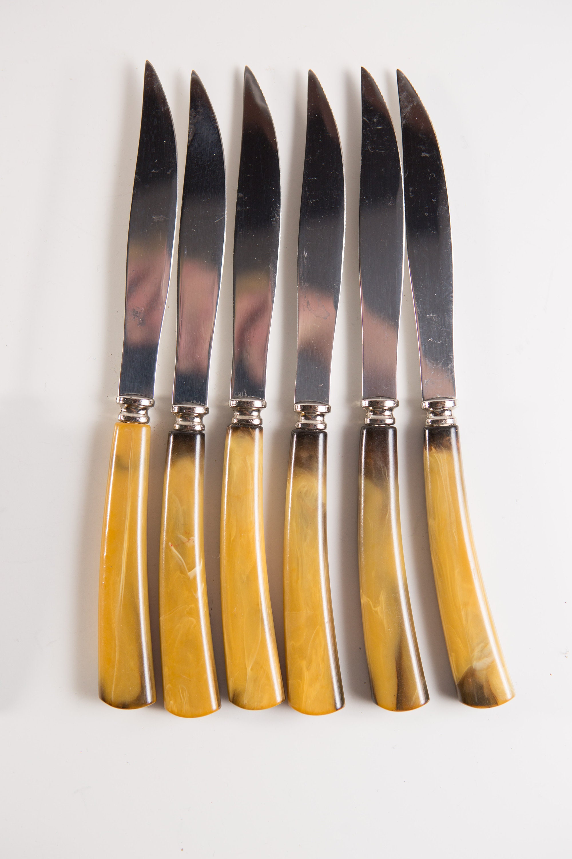 Bakelite Knife Set / 12Piece Vintage Crown Sheffield Cutlery Steak and