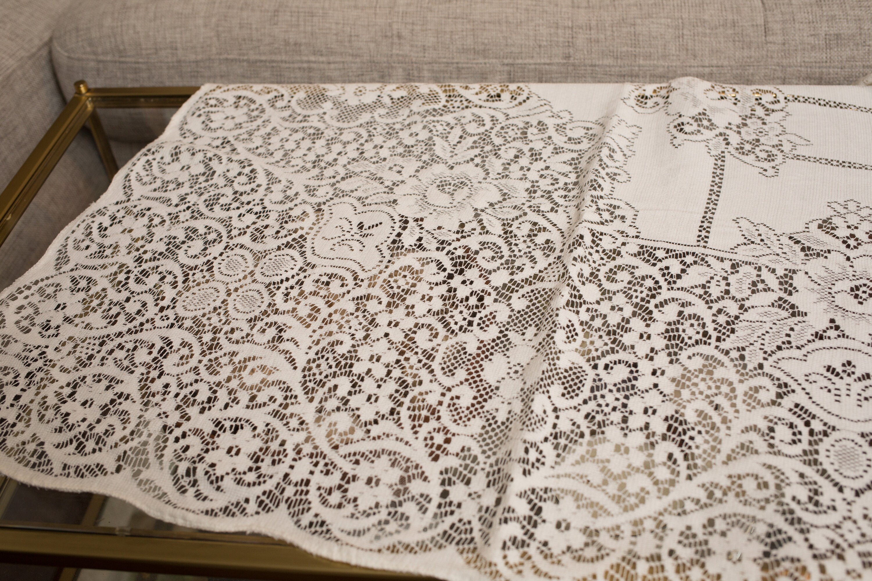 Vintage Scottish Tablecloth 1970's Thistle Lace Ornate Floral Mid Century Geometric Style