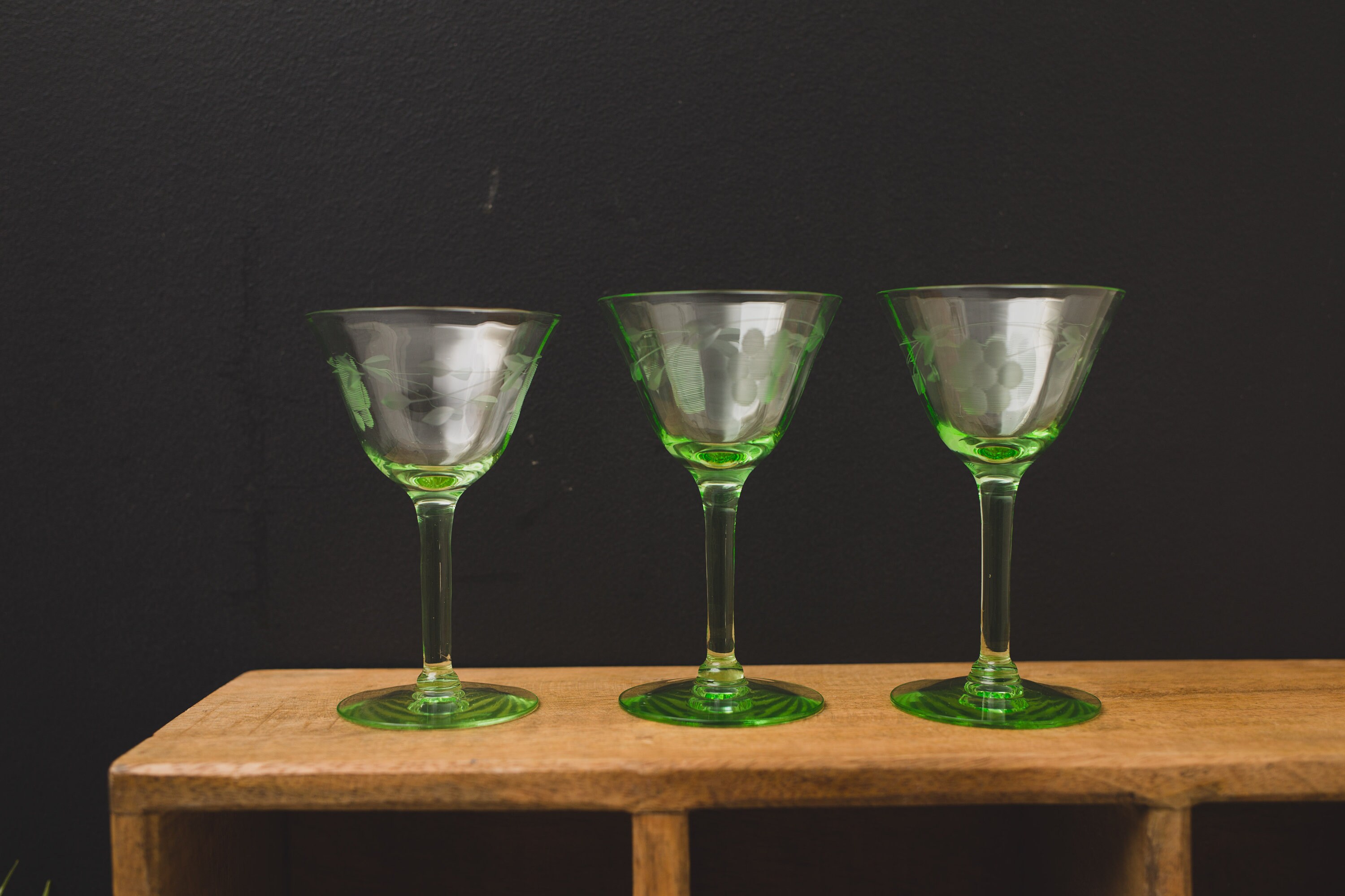 Vaseline Apéritif Glasses 3 Antique Uranium Small Depression Glass