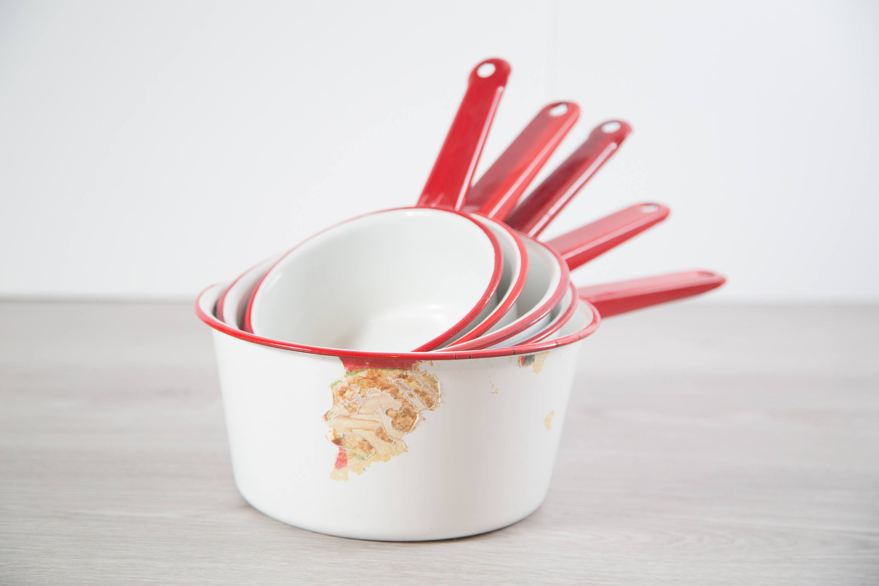 Enamel Cooking Pots / Set of 5 Vintage Red and White Porcelain and