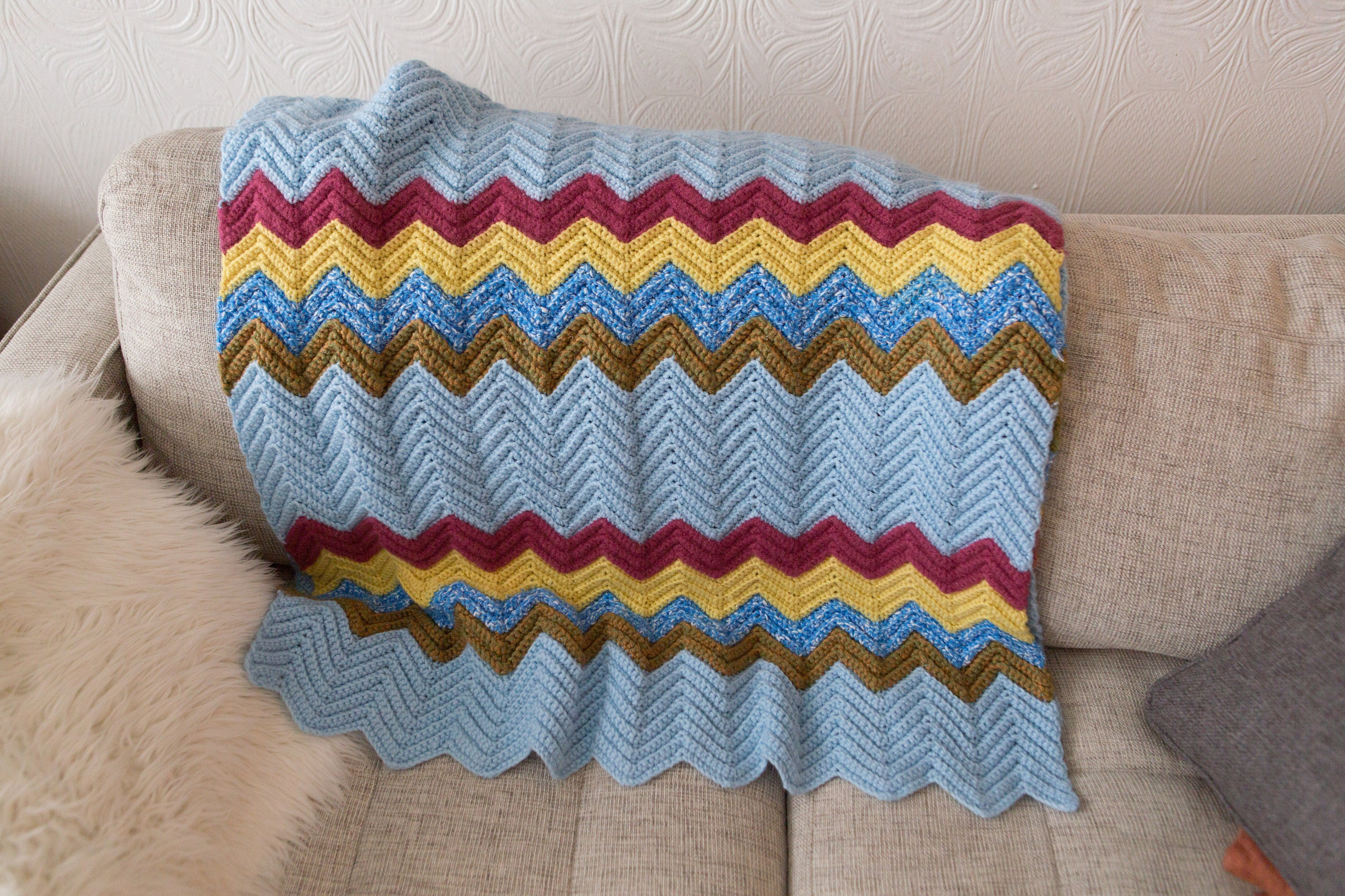 Vintage Knitted Throw Baby Blue Rosette Granny Afghan Chevron Blanket