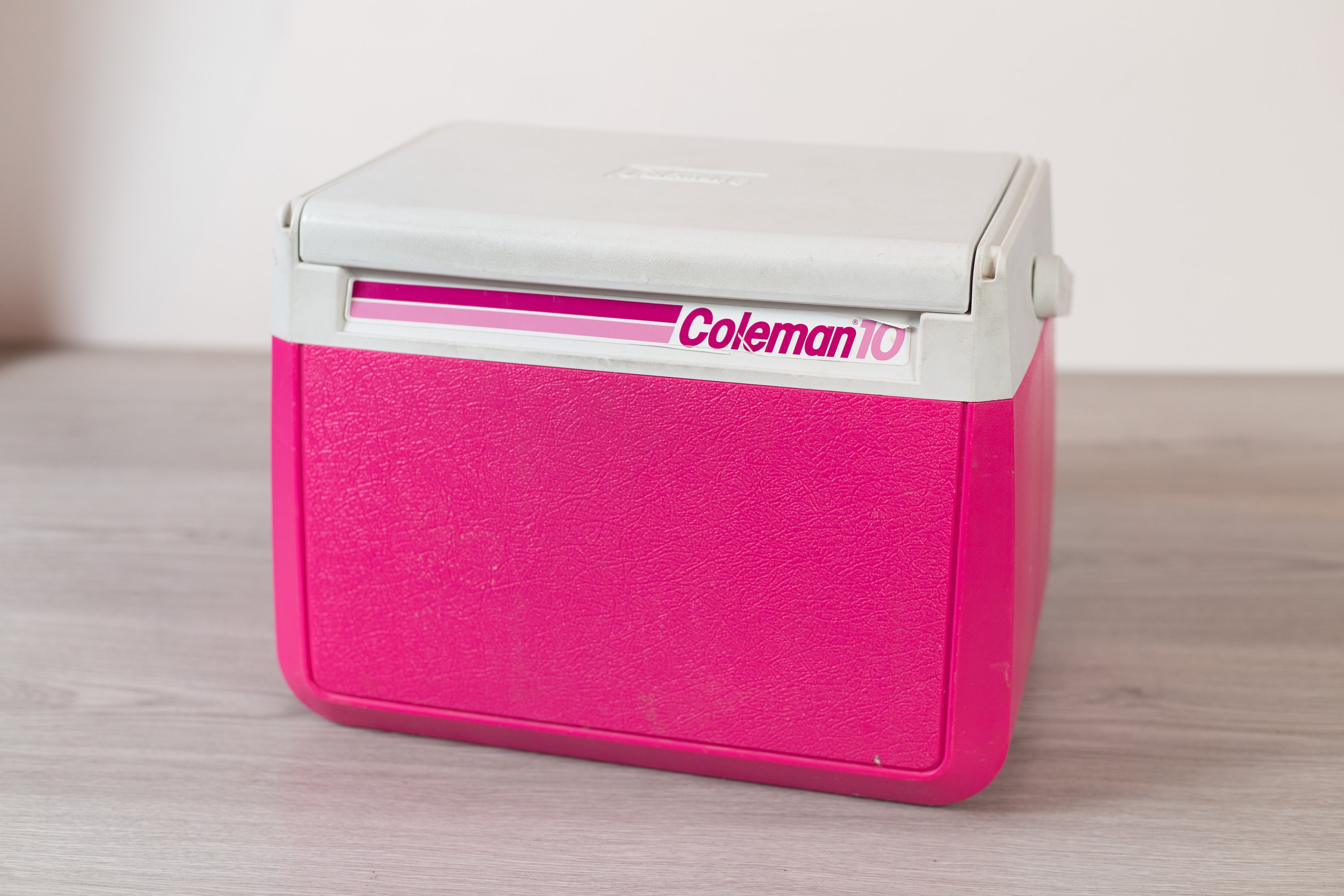 1970 coleman best sale cooler