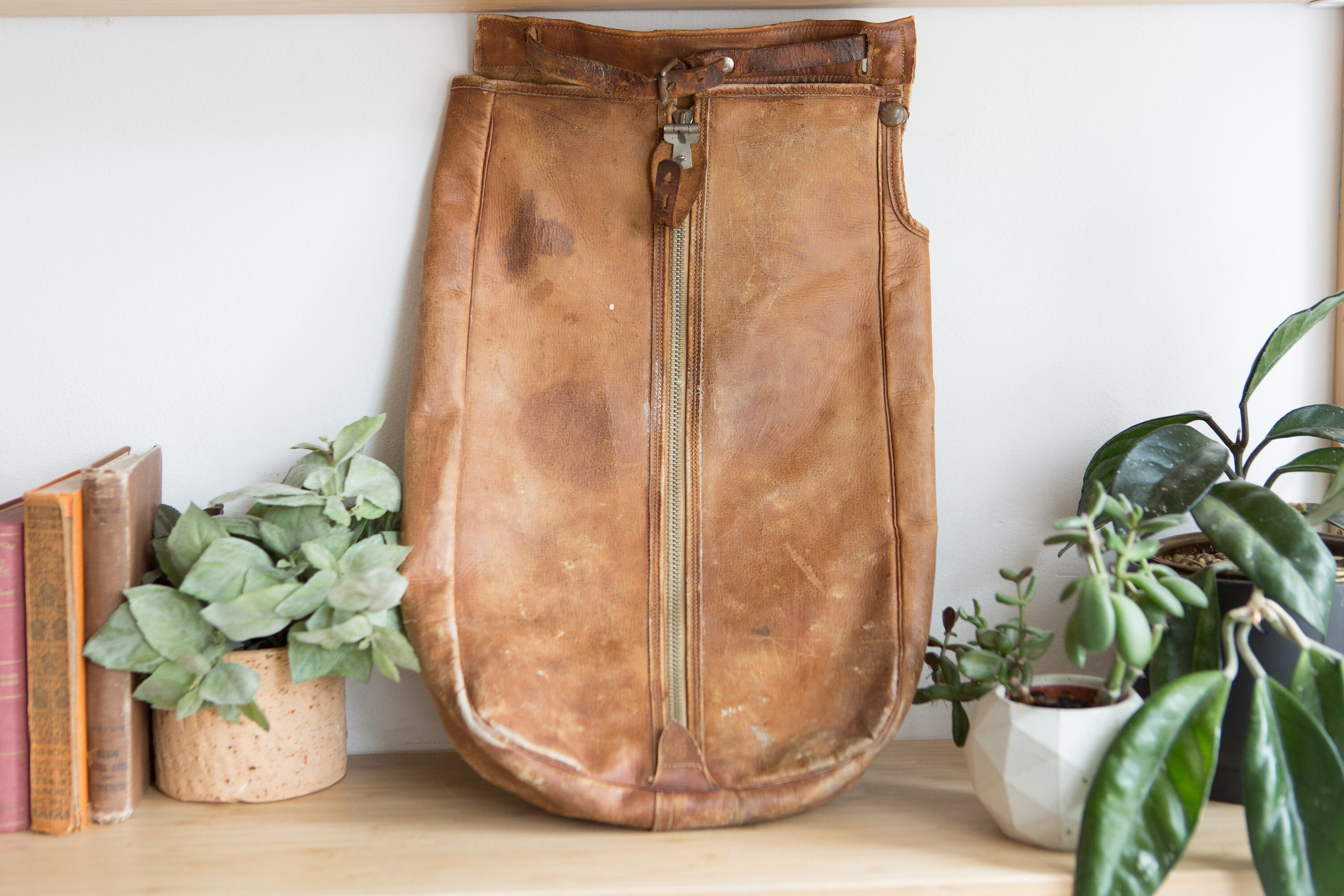 Vintage Leather Bag Leather Slip Carrying Case Tan Brown Leather Carrying Case Satchel with