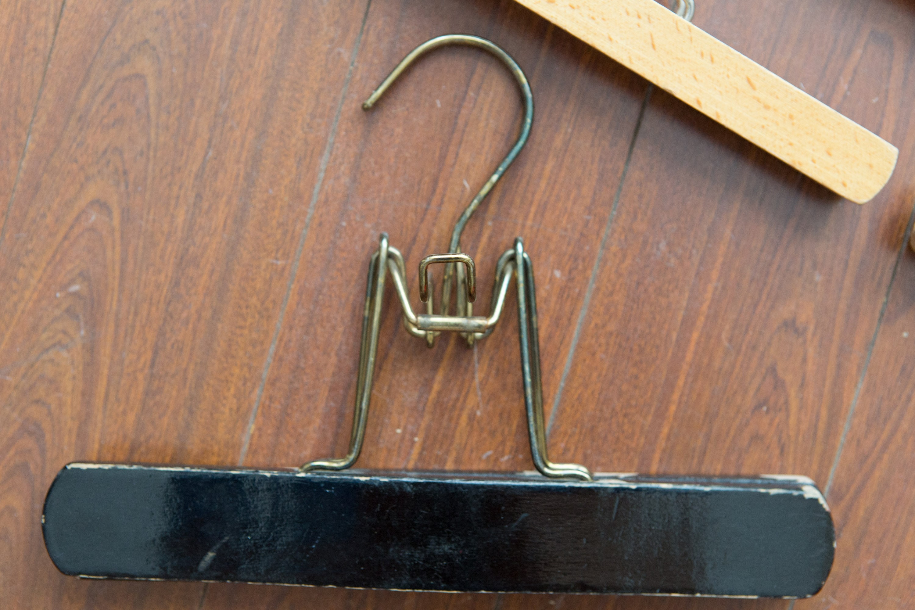 18 Wooden Skirt or Pant Clip / Clamp Hangers Vintage Clothing Hangers