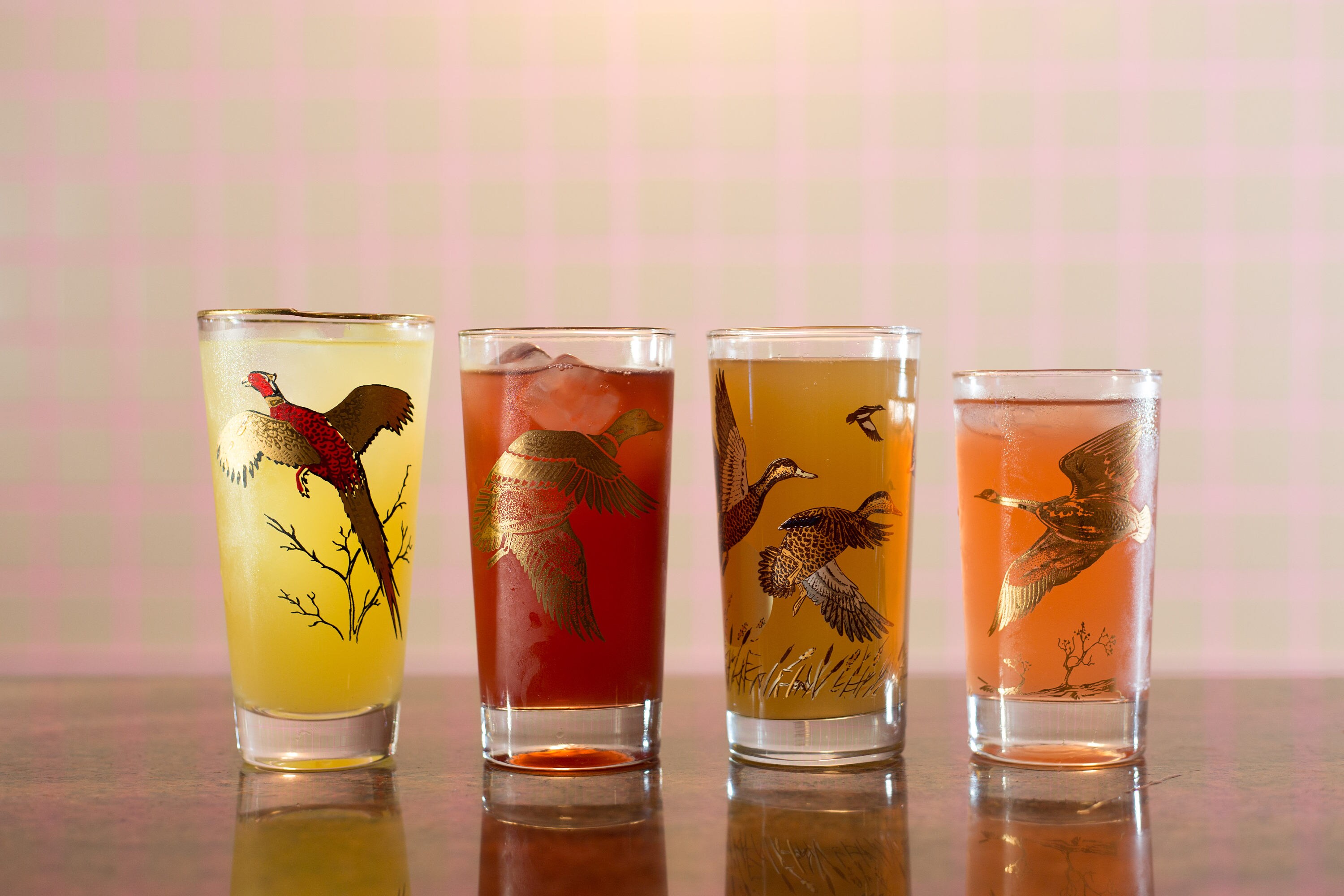 Vintage Bird Glasses / Collectible Gold Fowl Motif Cocktail Glasses
