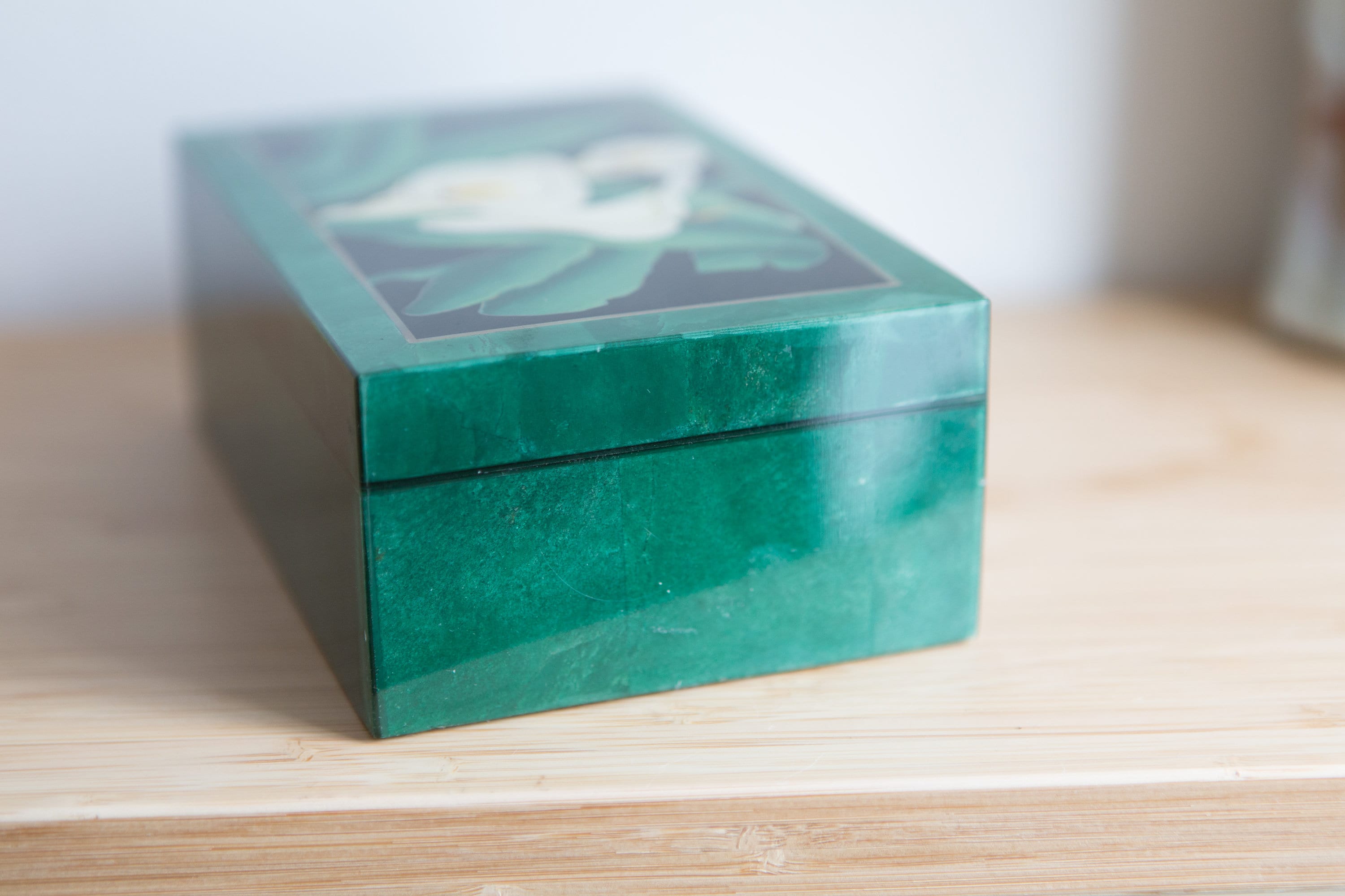 Green Jewelry Box 1980's Vintage Lily Flower Decorated Emerald