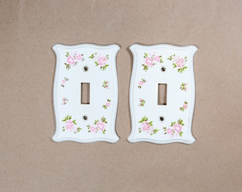 MEASUREMENTS 2 Vintage Floral Wall Outlet Switch Cover Plates - Mid Century Wall Fixture Hardware / Switchplate