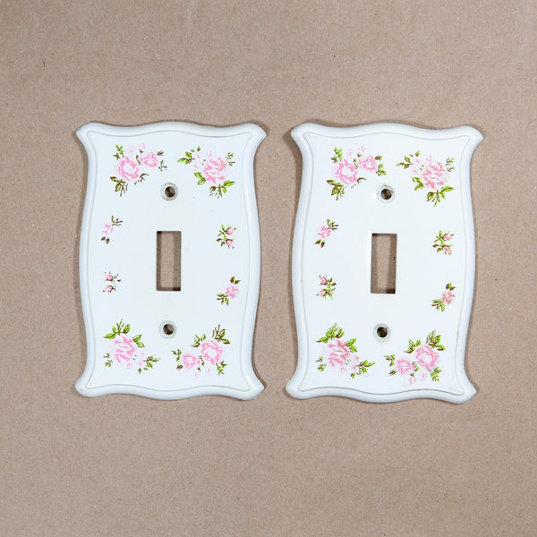 MEASUREMENTS 2 Vintage Floral Wall Outlet Switch Cover Plates - Mid Century Wall Fixture Hardware / Switchplate