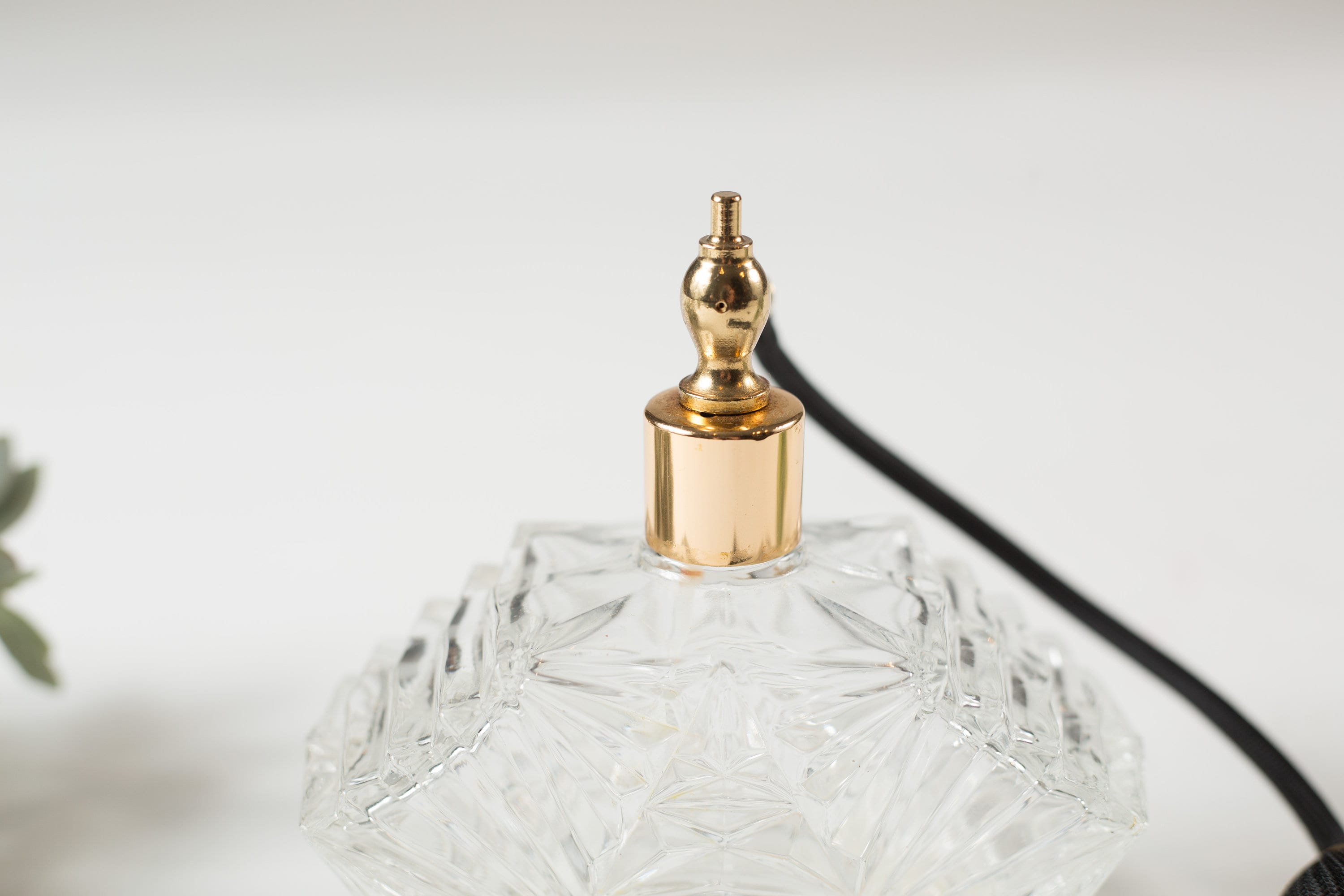 Vintage Perfume Bottle Black Pump Spray Atomizer Refillable Bottle