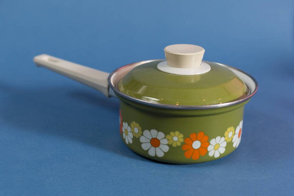 Retro Cooking Pot / Enamel Pot / Enamel Pot With Lid / 70s / Vintage  Flowers 