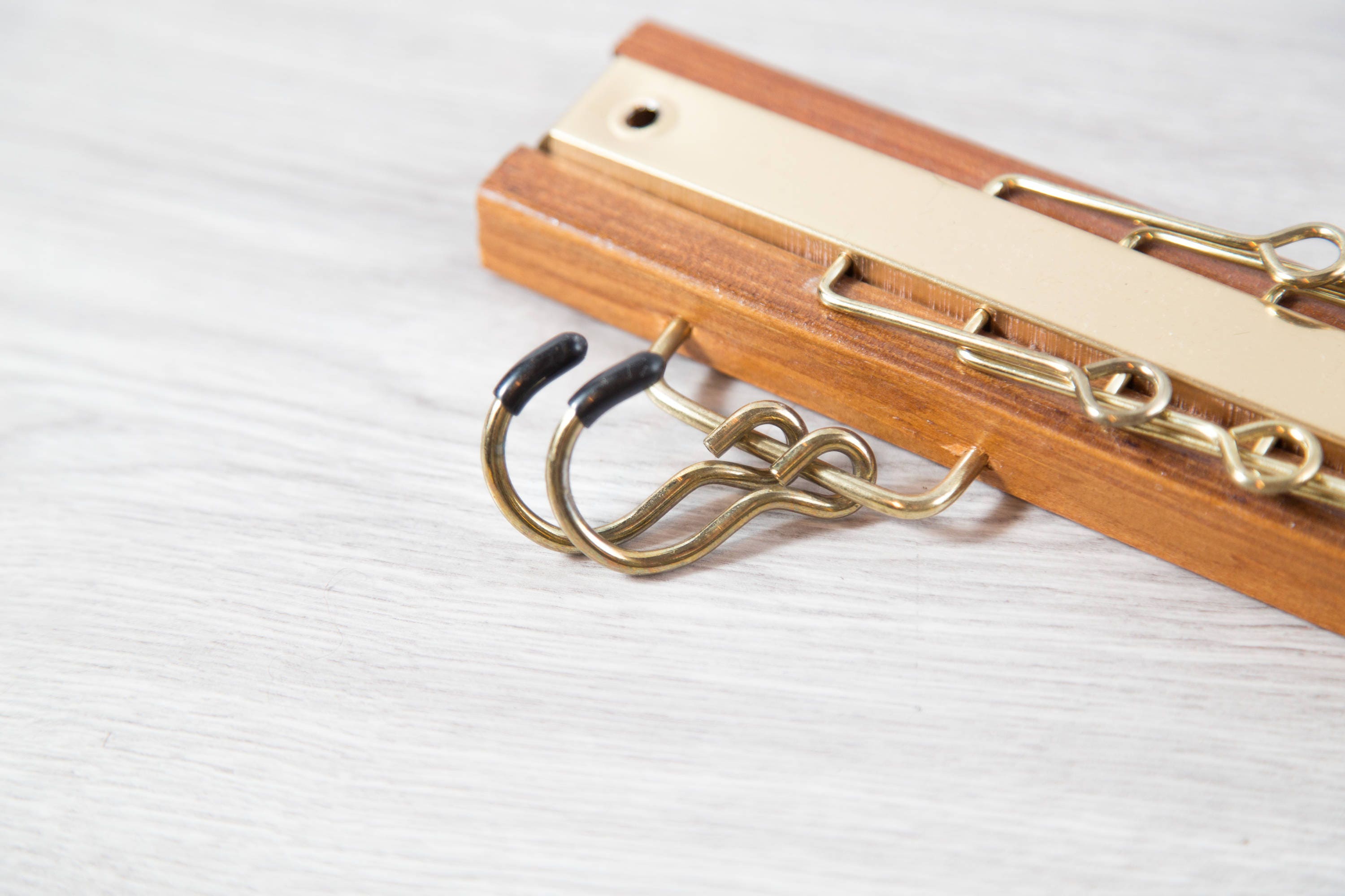 Vintage Tie Rack / Necktie Display Hooks / Mens Retro Belt Hanger