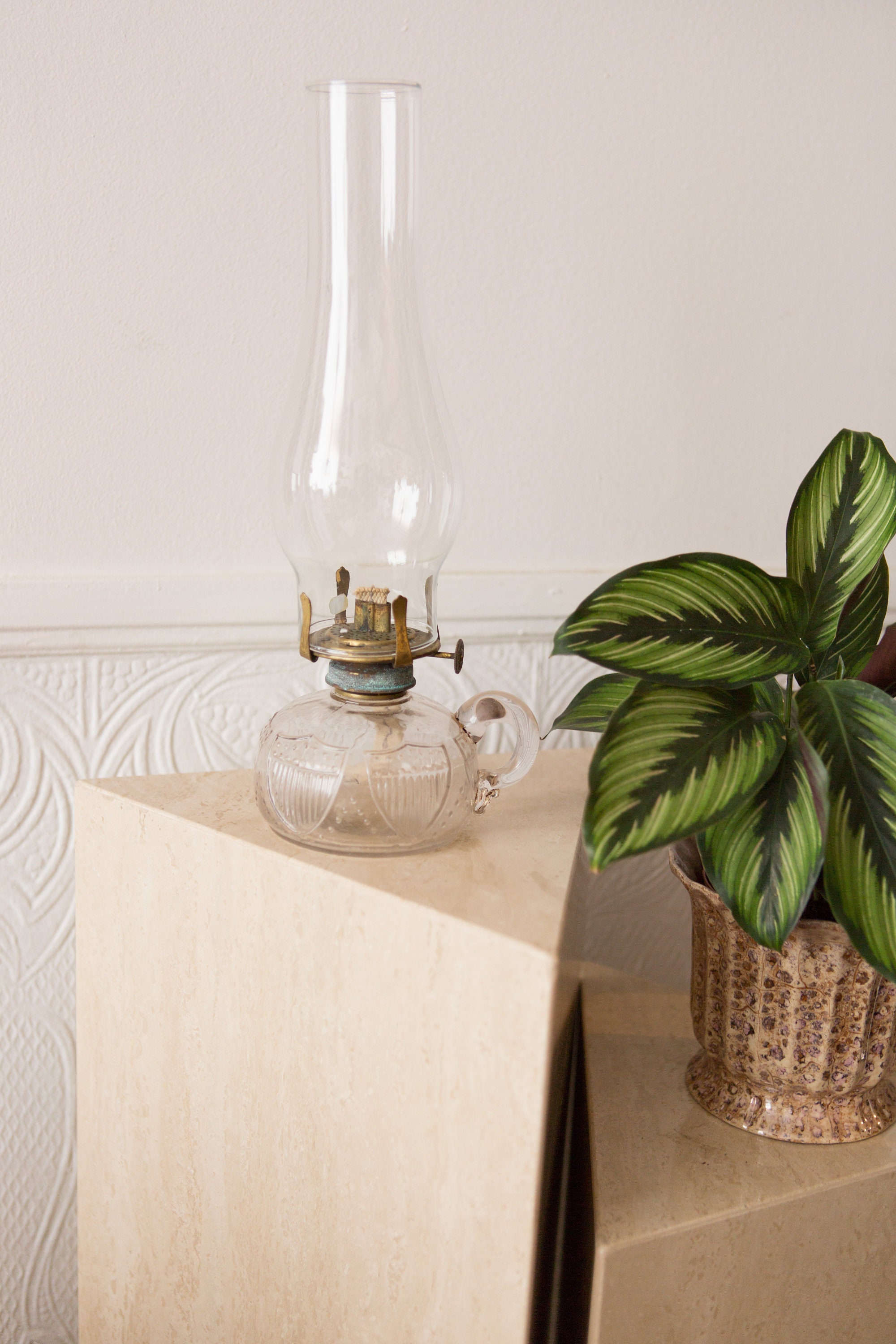 Chimney Oil Lamp Vintage Glass Lantern with Wick Retro Lighting