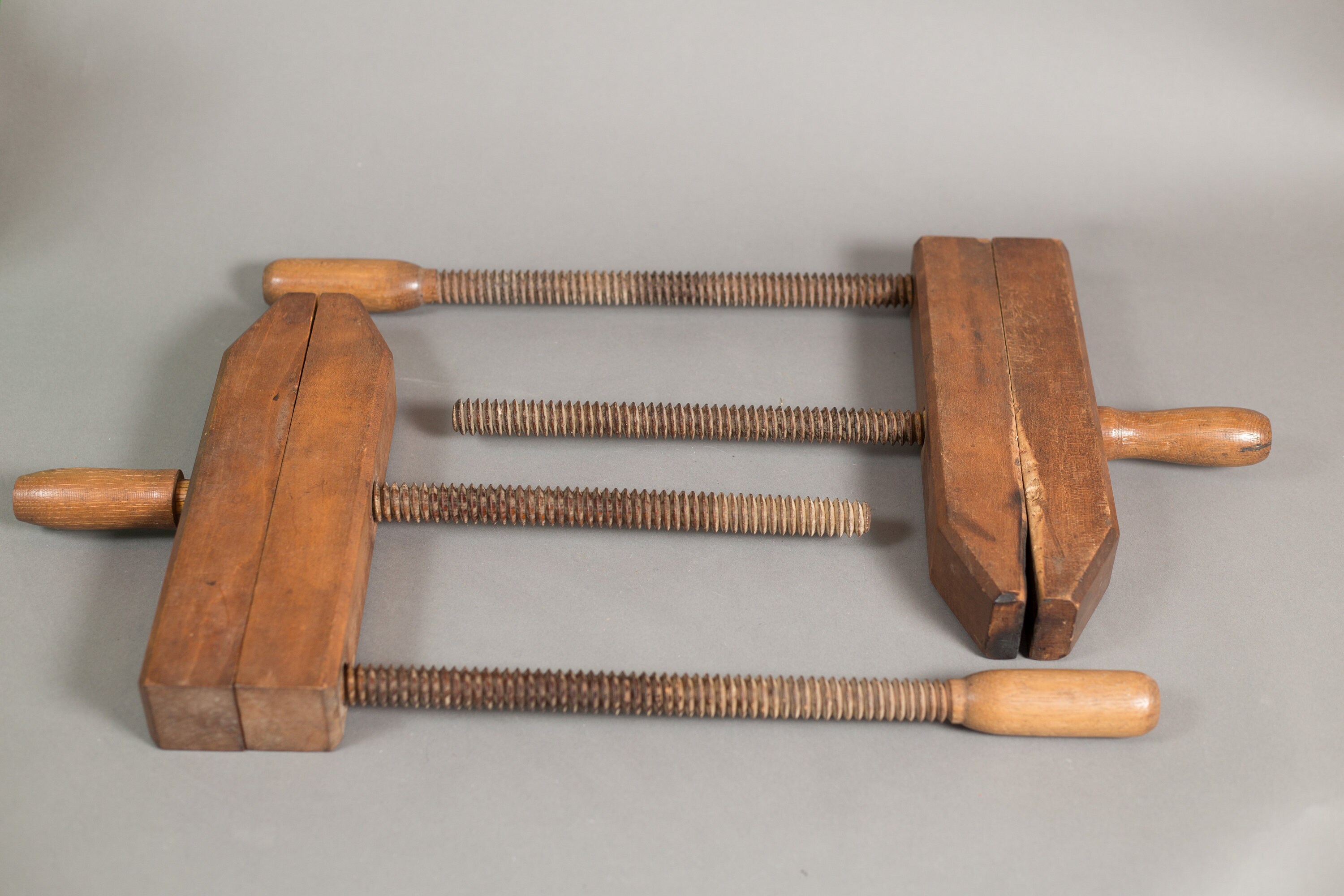 Vintage wood clamps deals