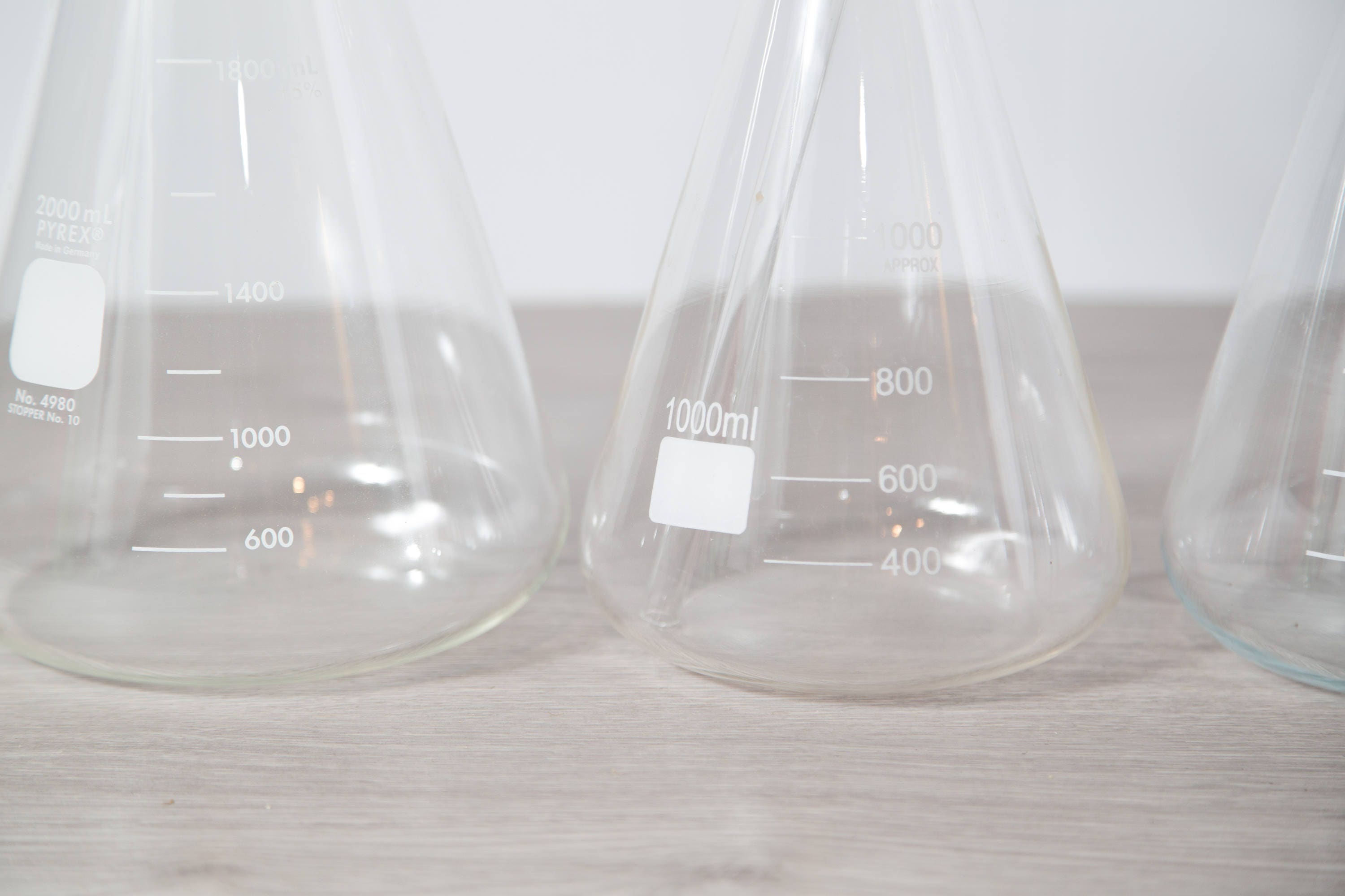 Pyrex Laboratory Glassware / Set of 3 Glass Measuring Bottles / Flower