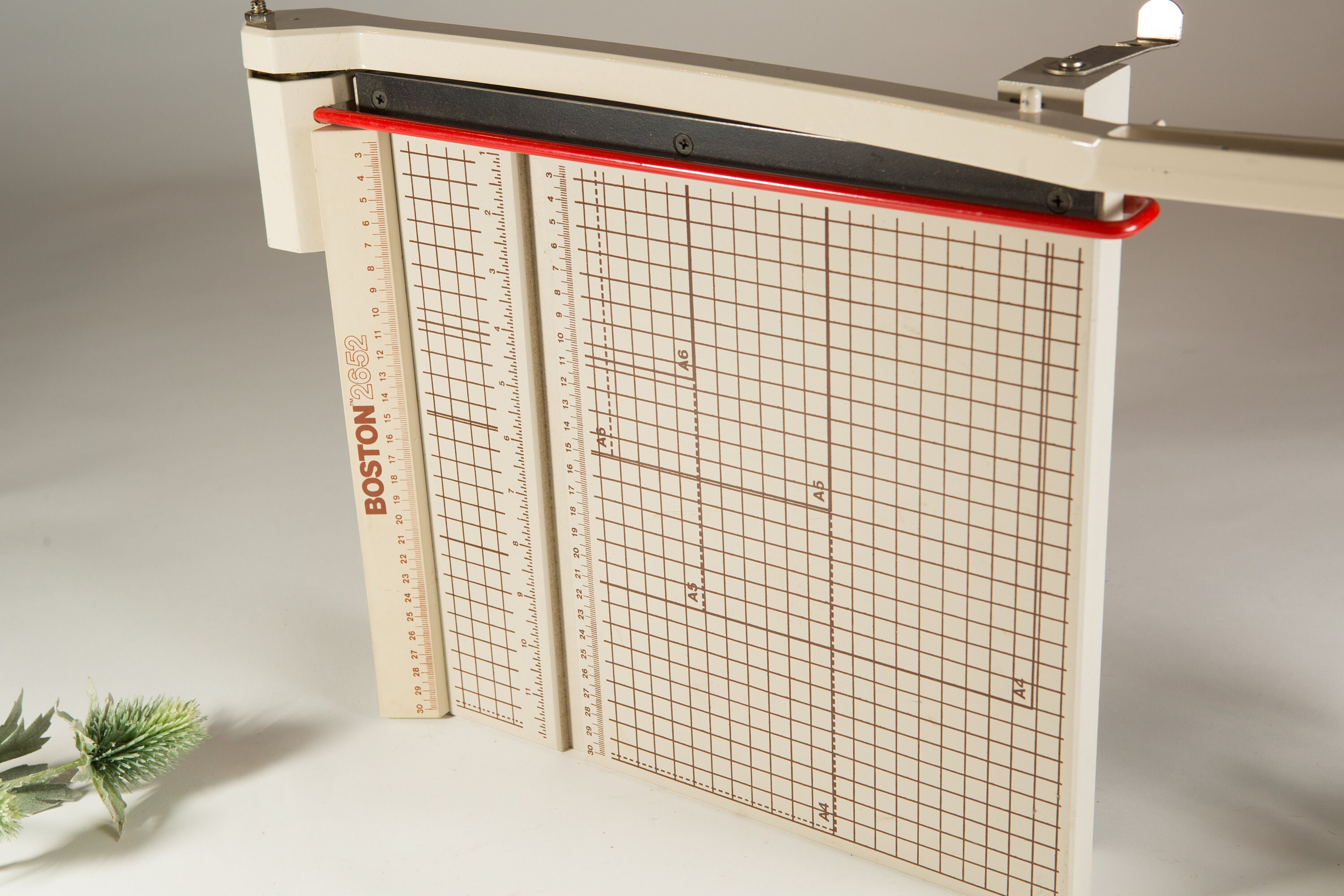 Vintage Paper Cutter Beige Paper Slicer for Office, Classroom, Home