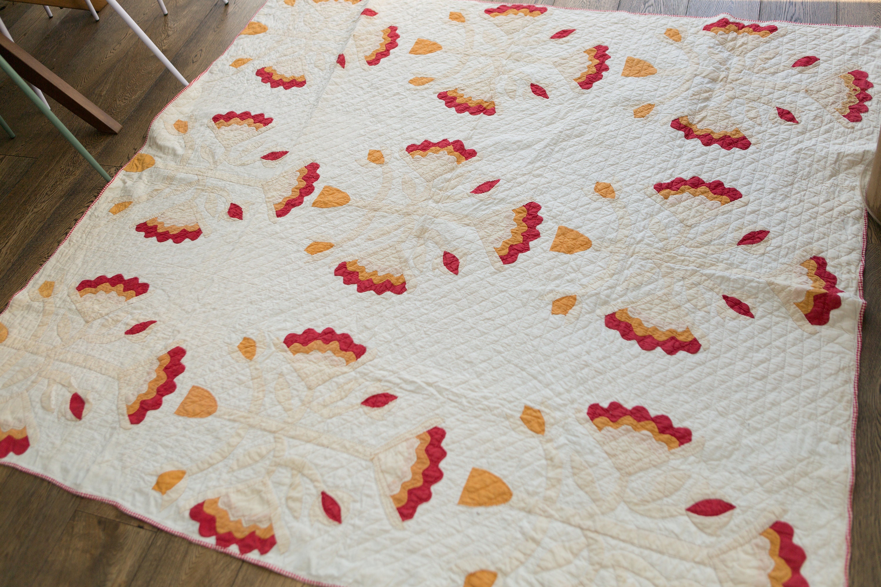 Vintage Floral Quilt Handsewn Fabric Blanket Large Red and White