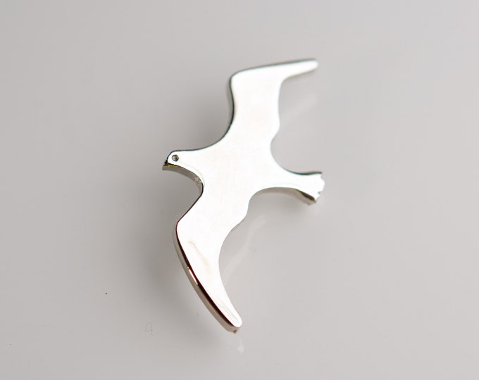 Vintage Flying Bird Brooch - Silver Tone Figural Bird Pin Circa 1970's Made in Canada