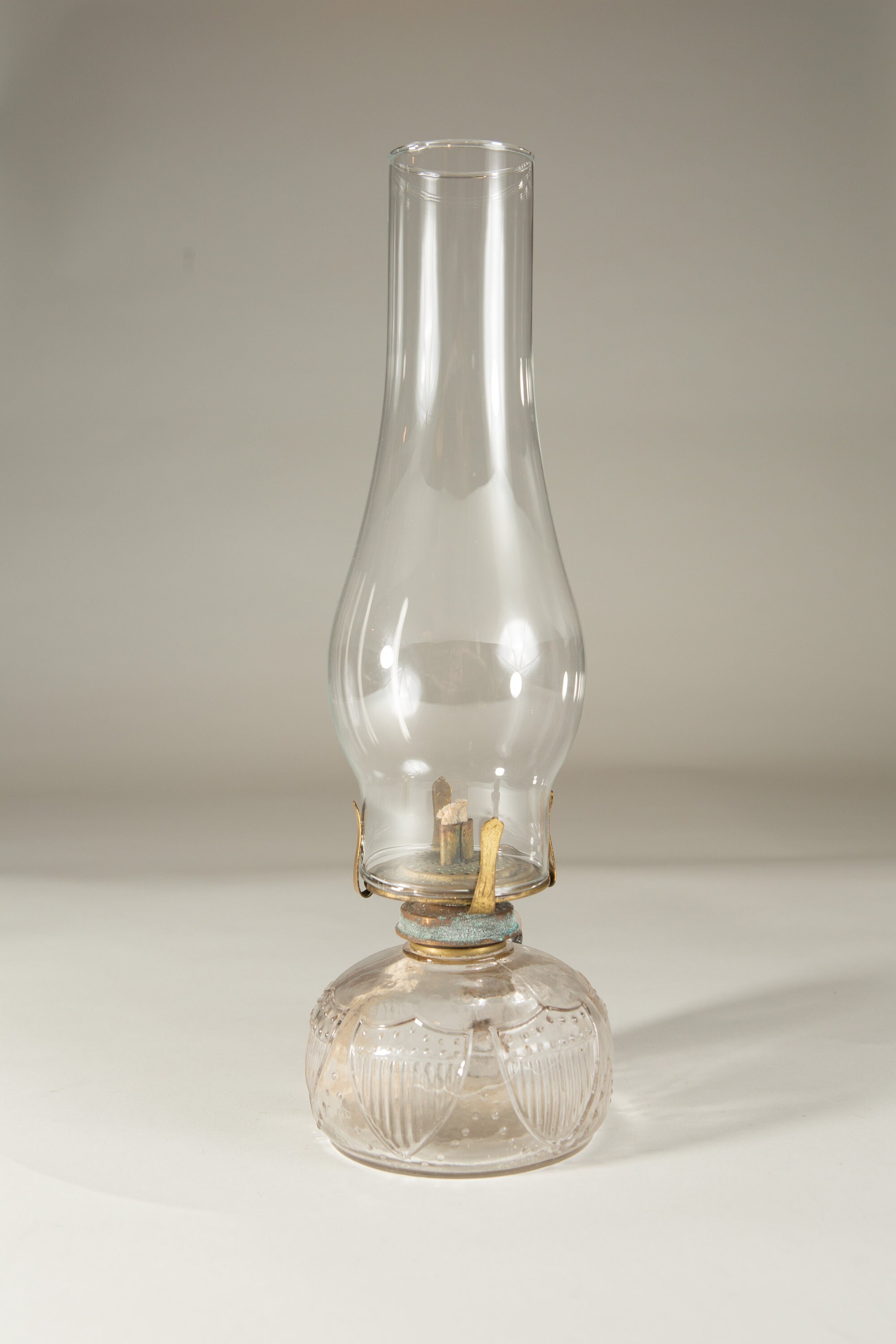 Chimney Oil Lamp Vintage Glass Lantern with Wick Retro Lighting